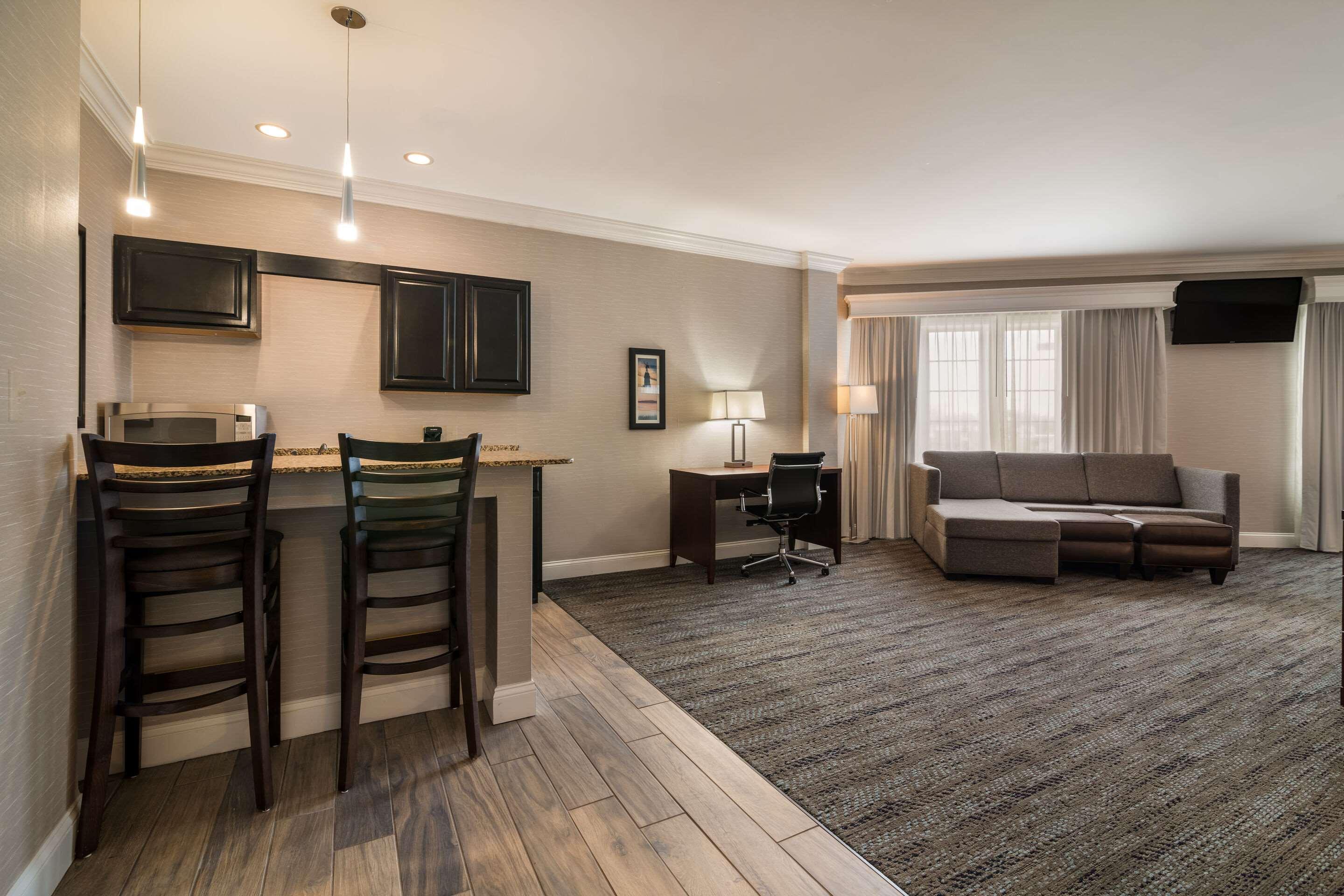 Double King Bed Non Smoking