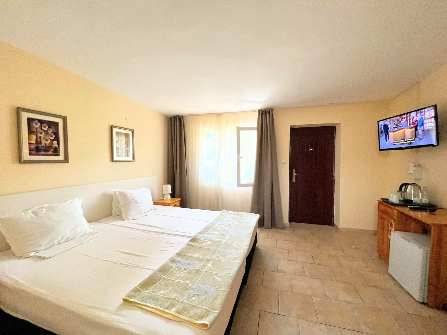 Double or Twin Economy