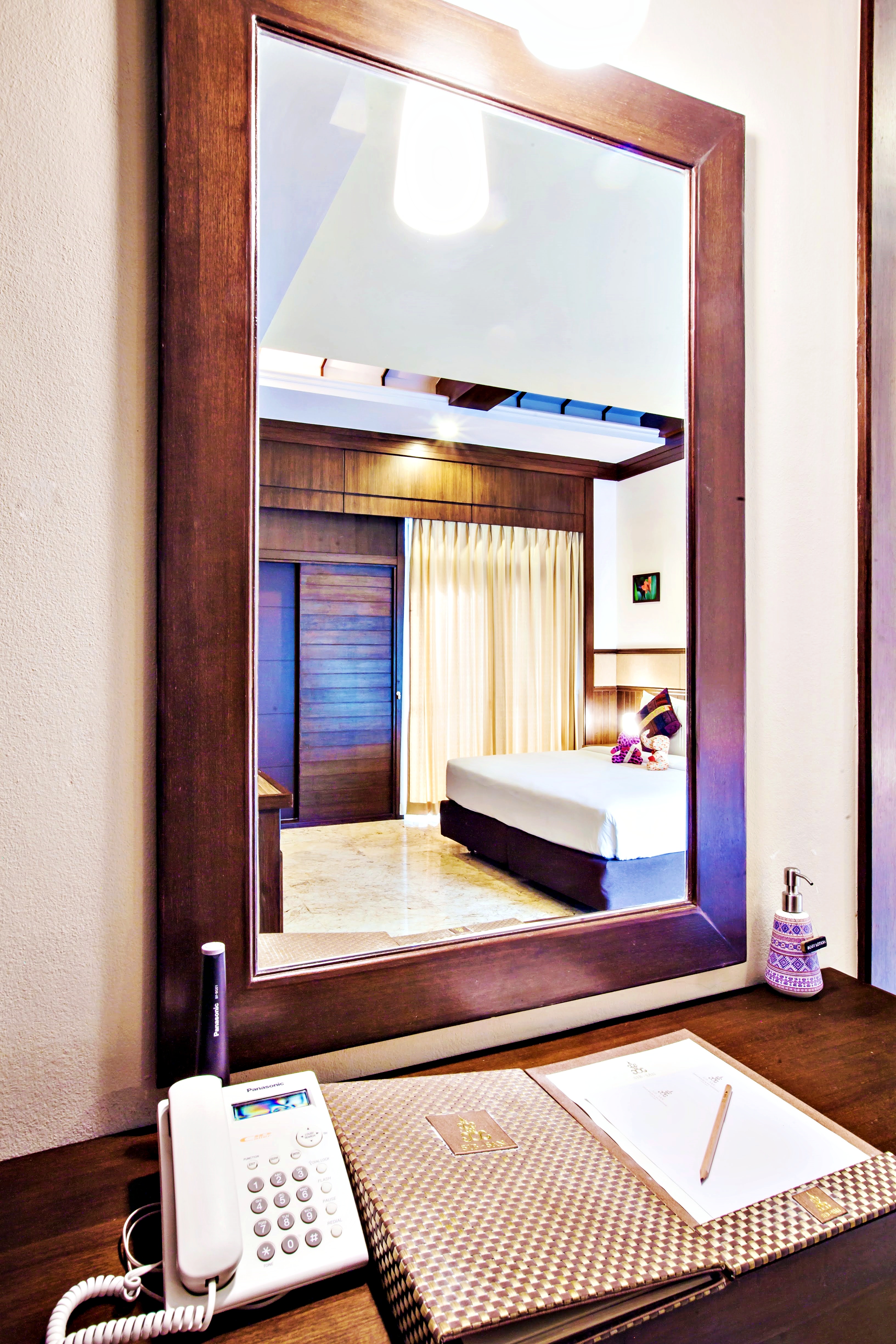 Family Room King Size Bed