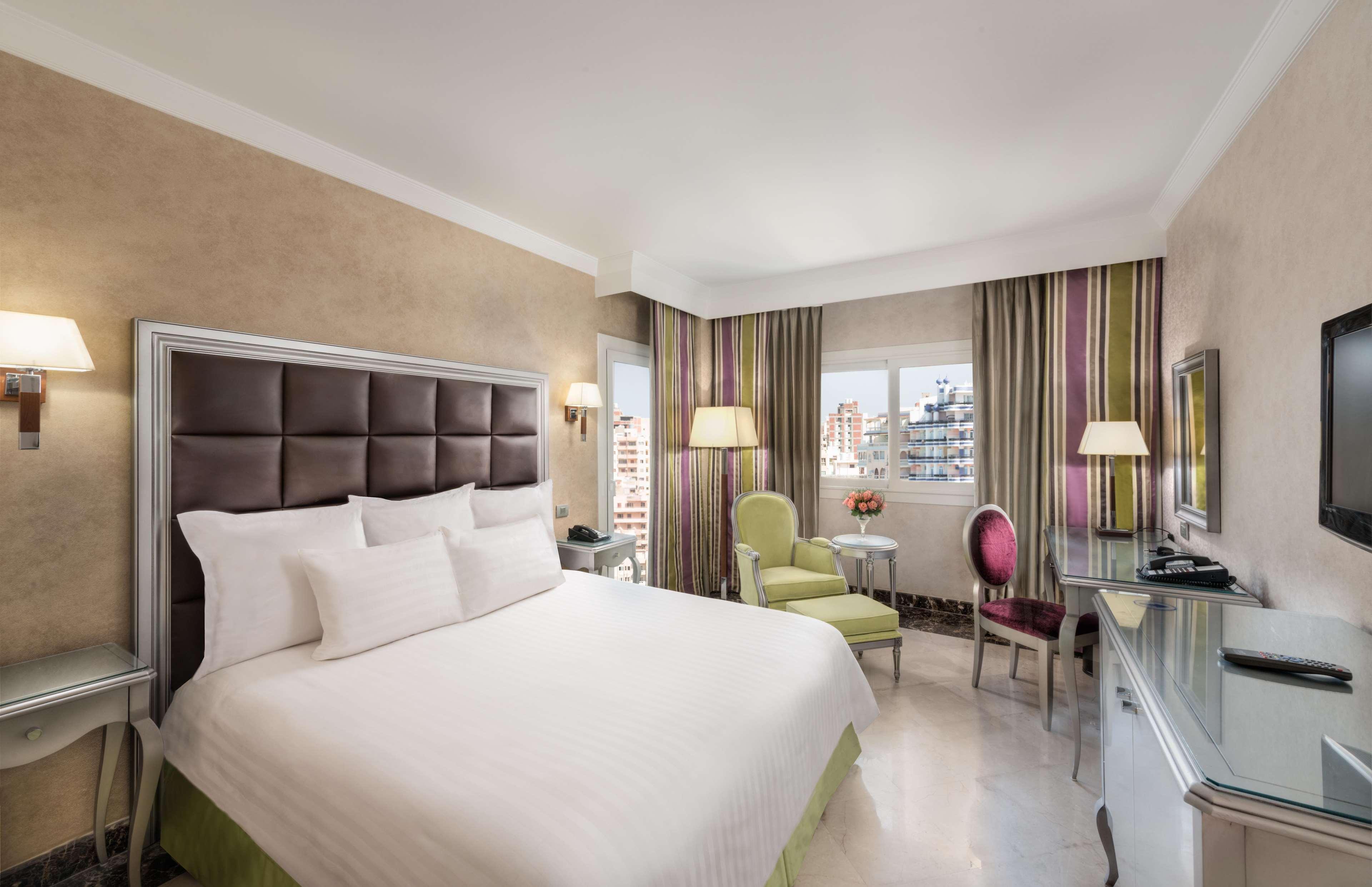 Double Guest Room King Bed