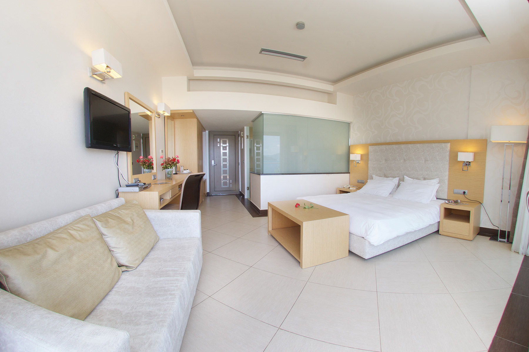 Double or Twin Deluxe Sea View