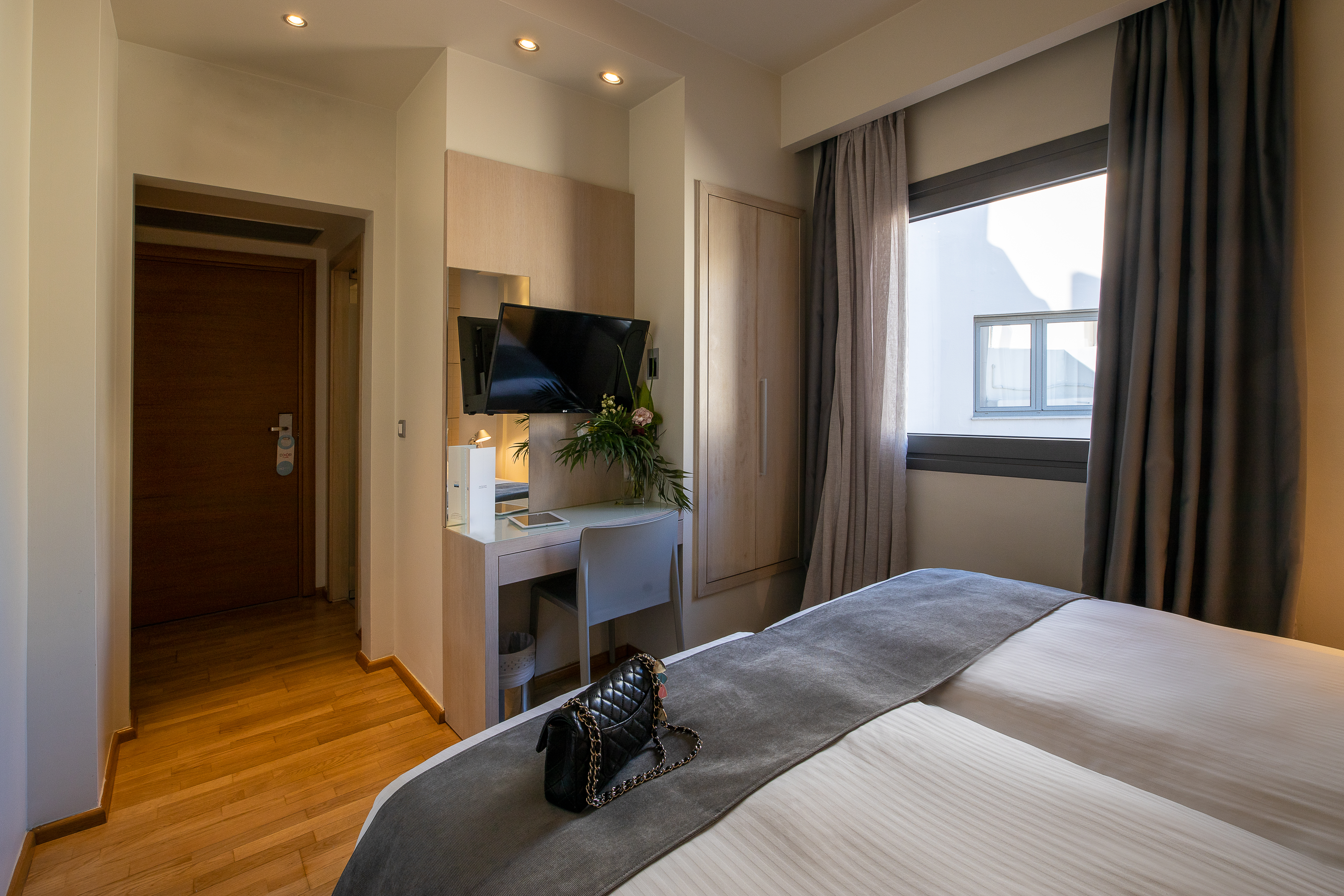 Double or Twin Standard