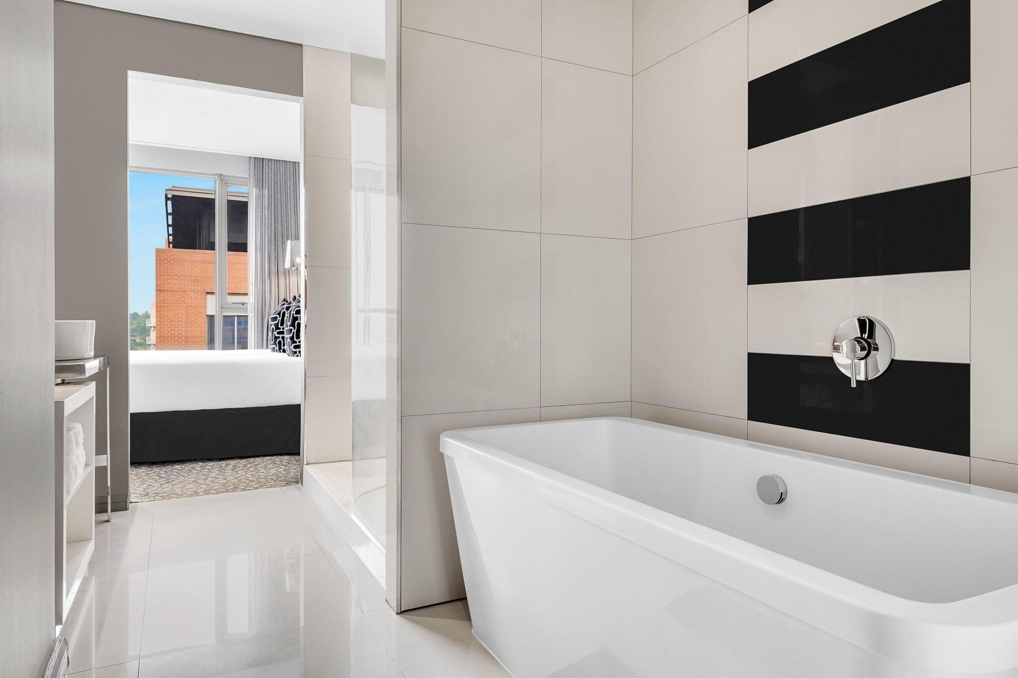 Junior Suite King Size Bed