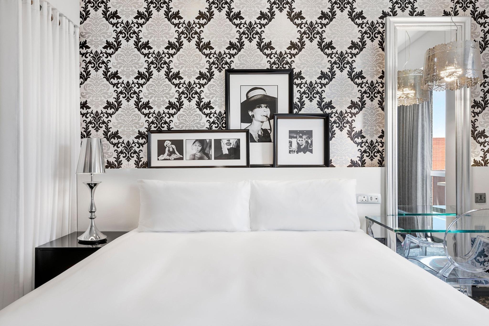 Double King Bed Non Smoking