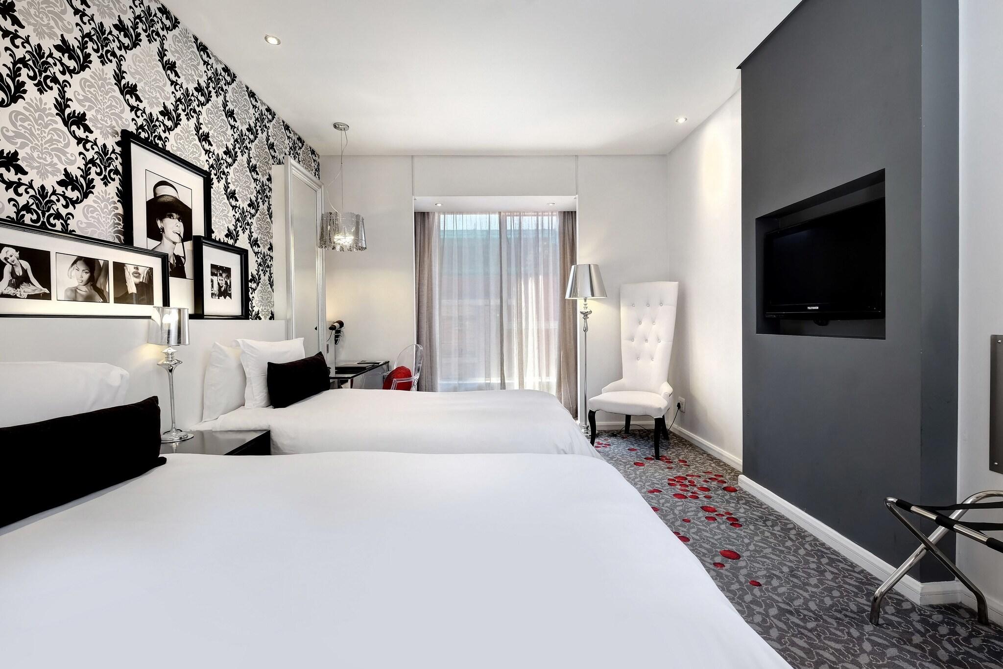 Double King Bed Non Smoking