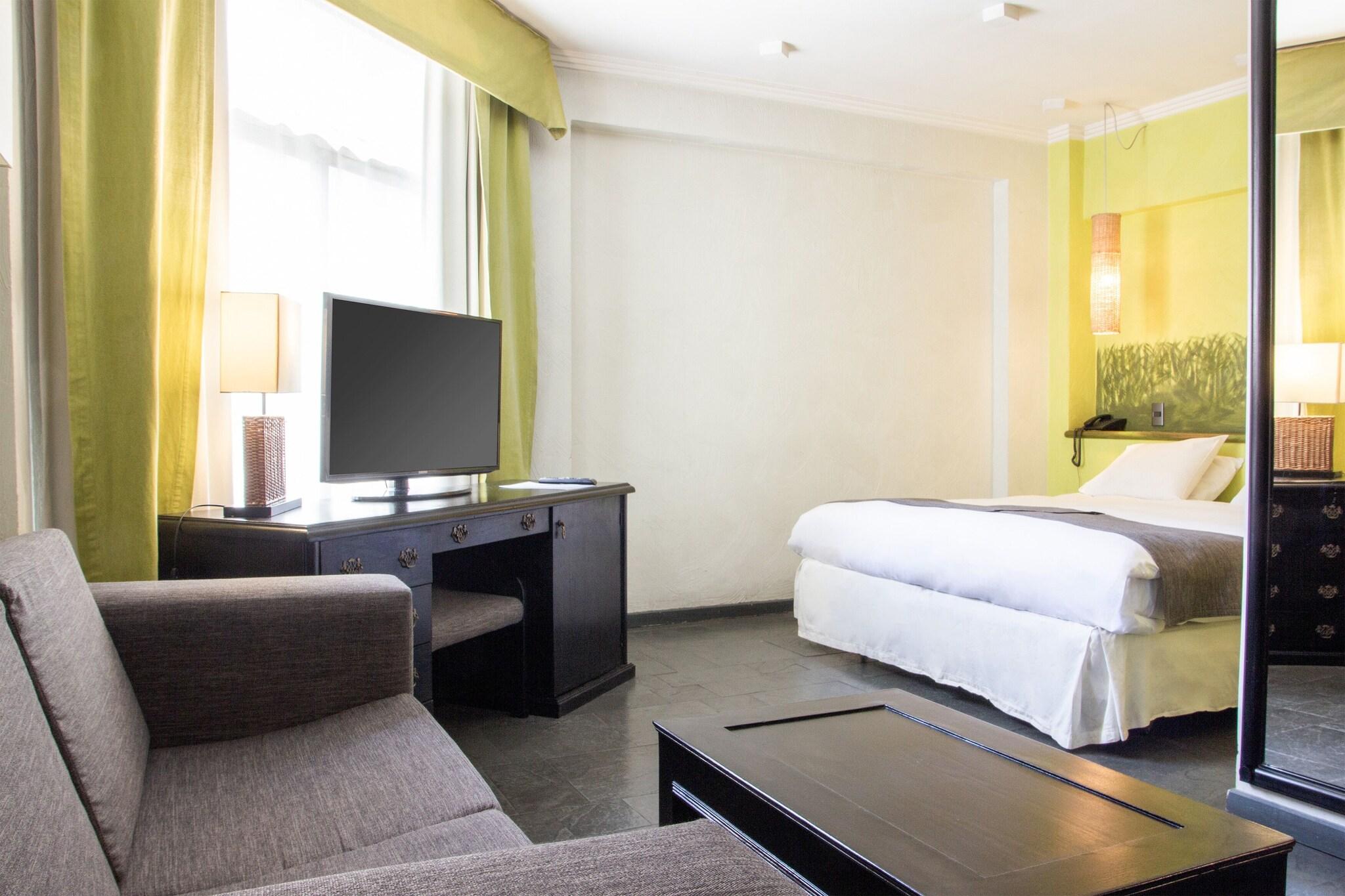 Double Queen Size Bed