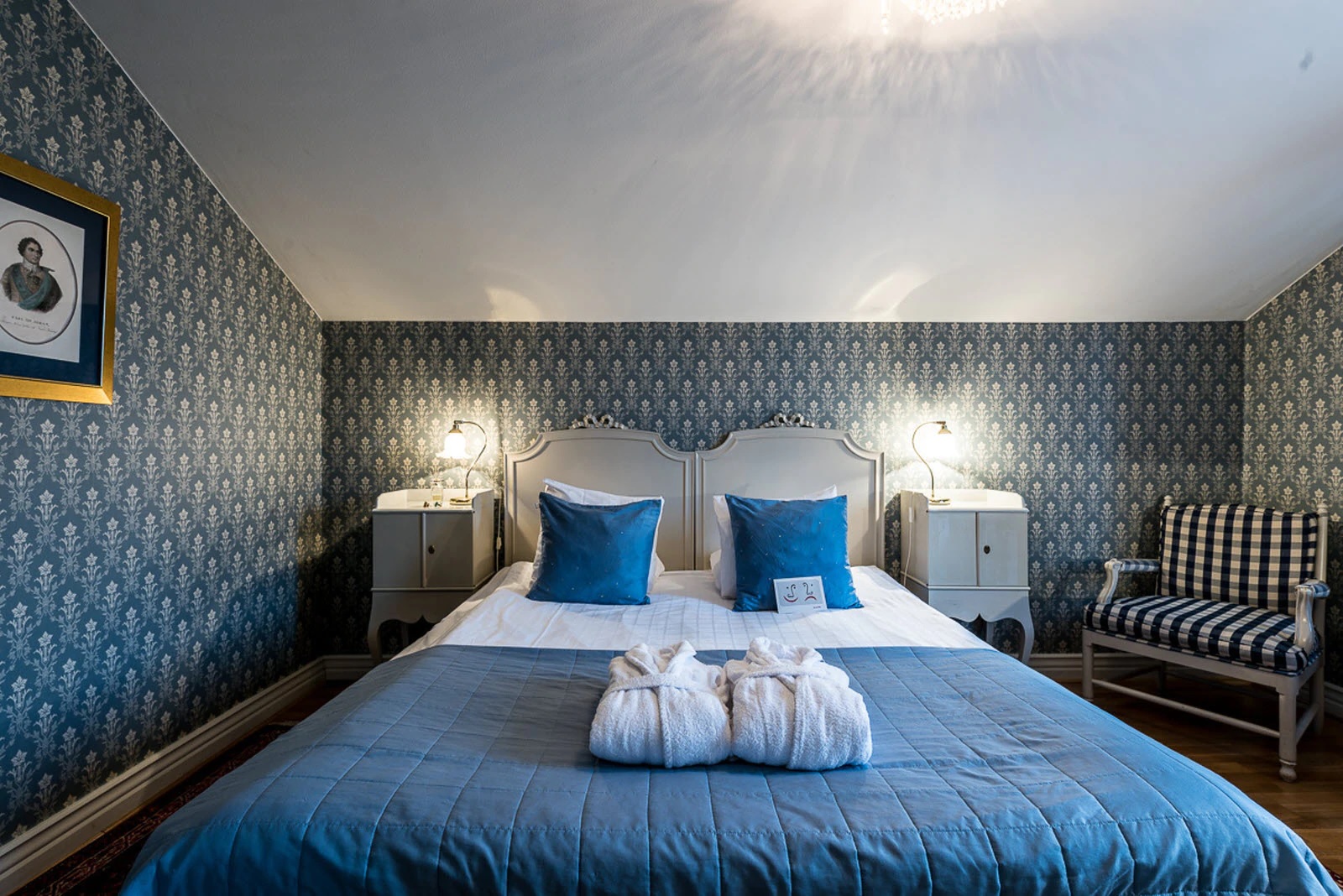 Double King Size Bed