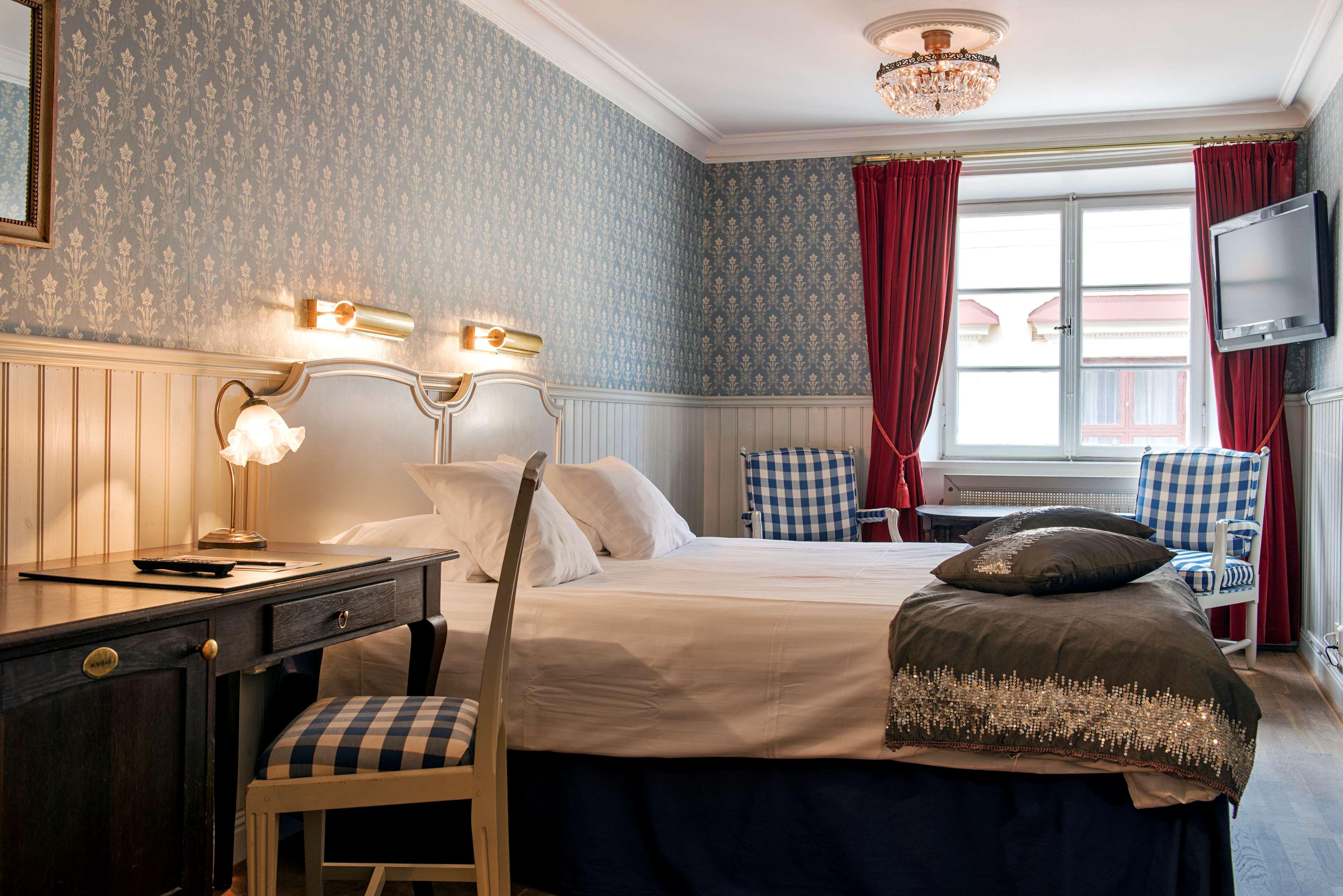 Double Single King Size Bed