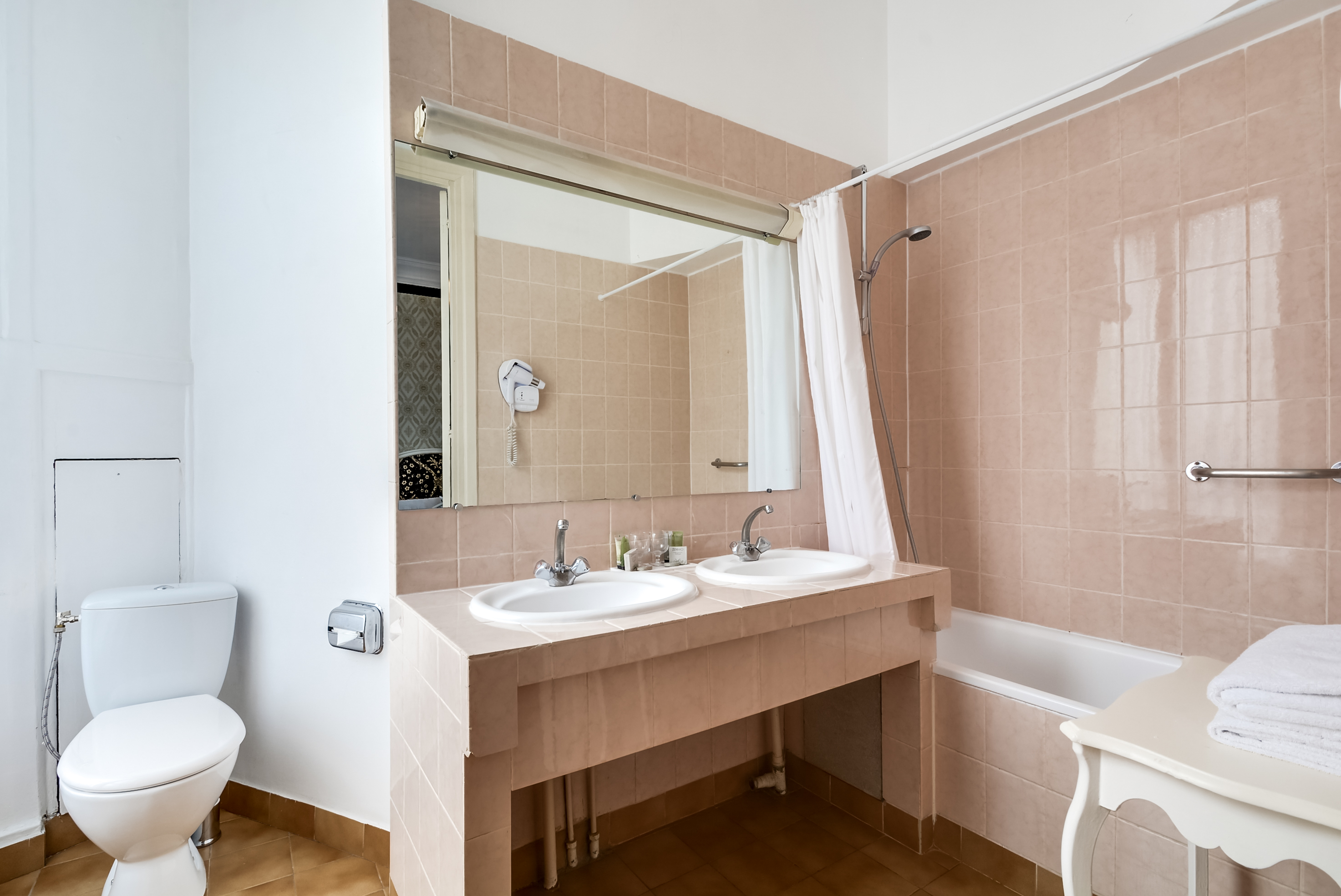 Double or Twin Superior