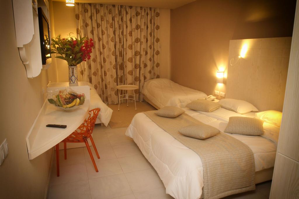 Quadruple Garden View