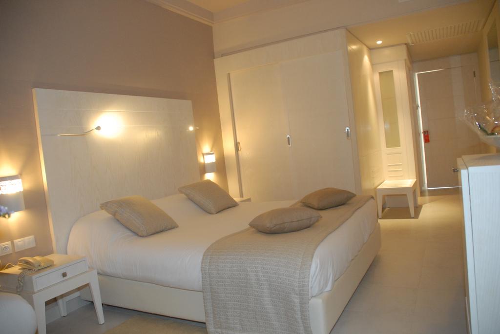 Quadruple Garden View