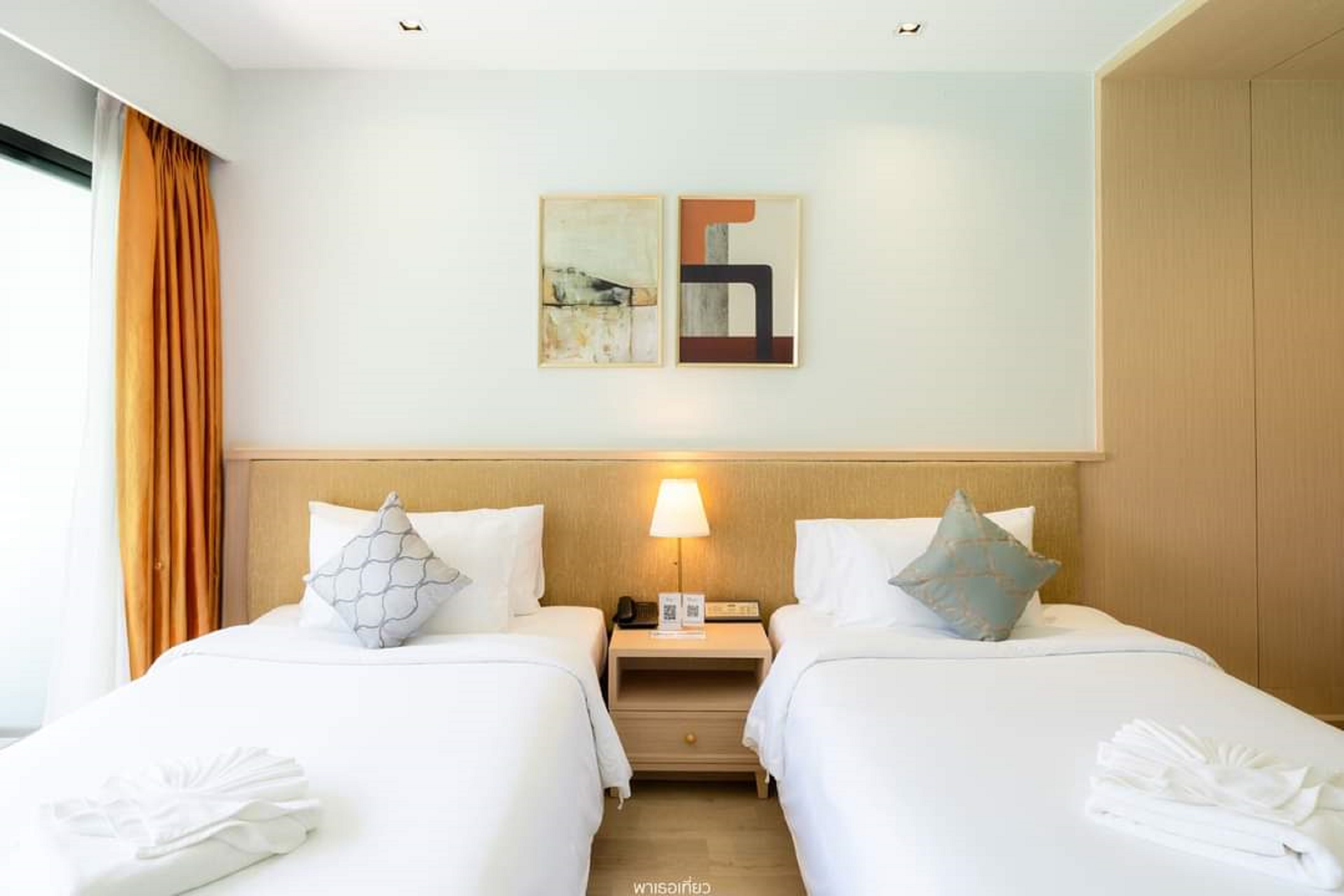 Twin Deluxe Pool View