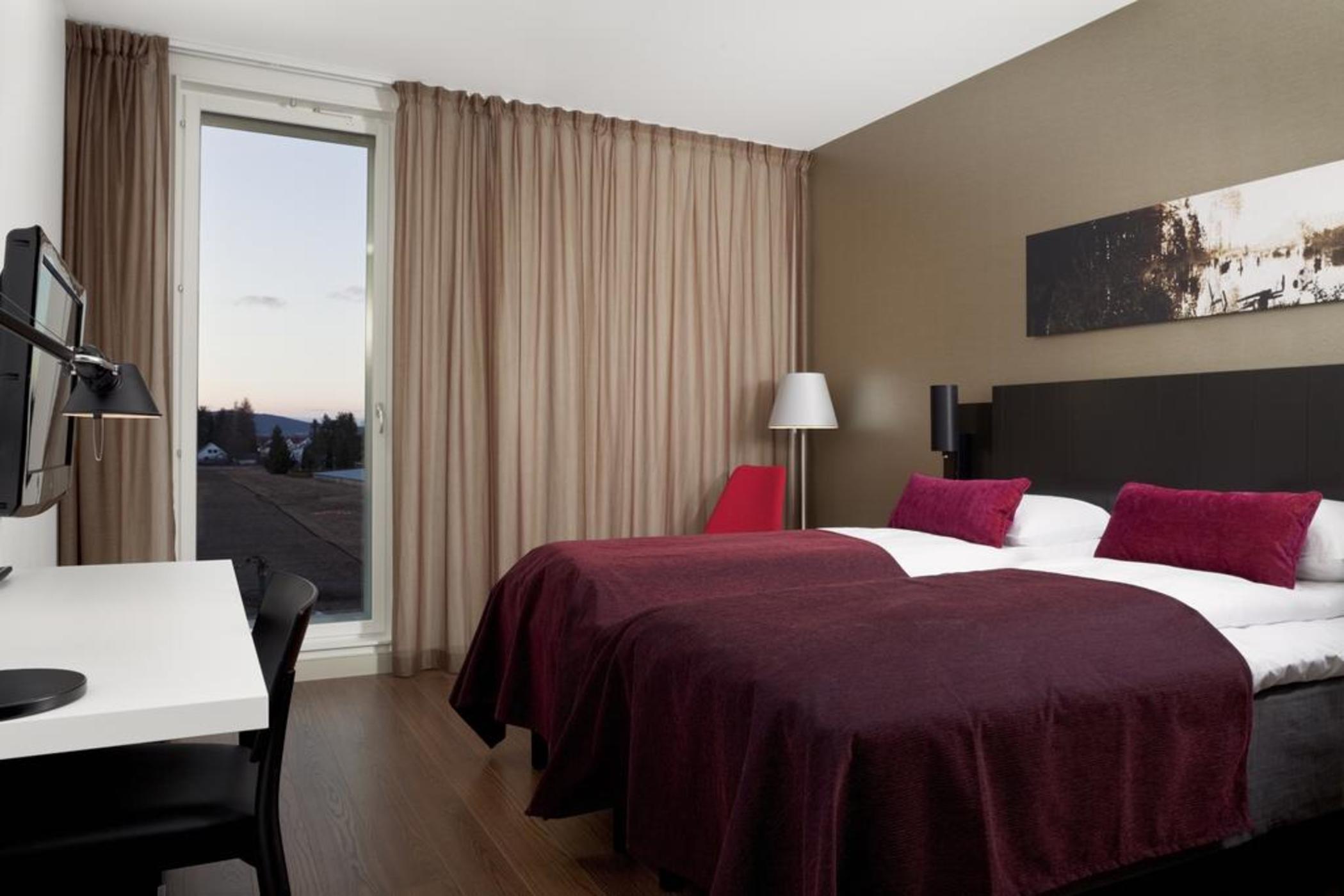 Double or Twin Standard