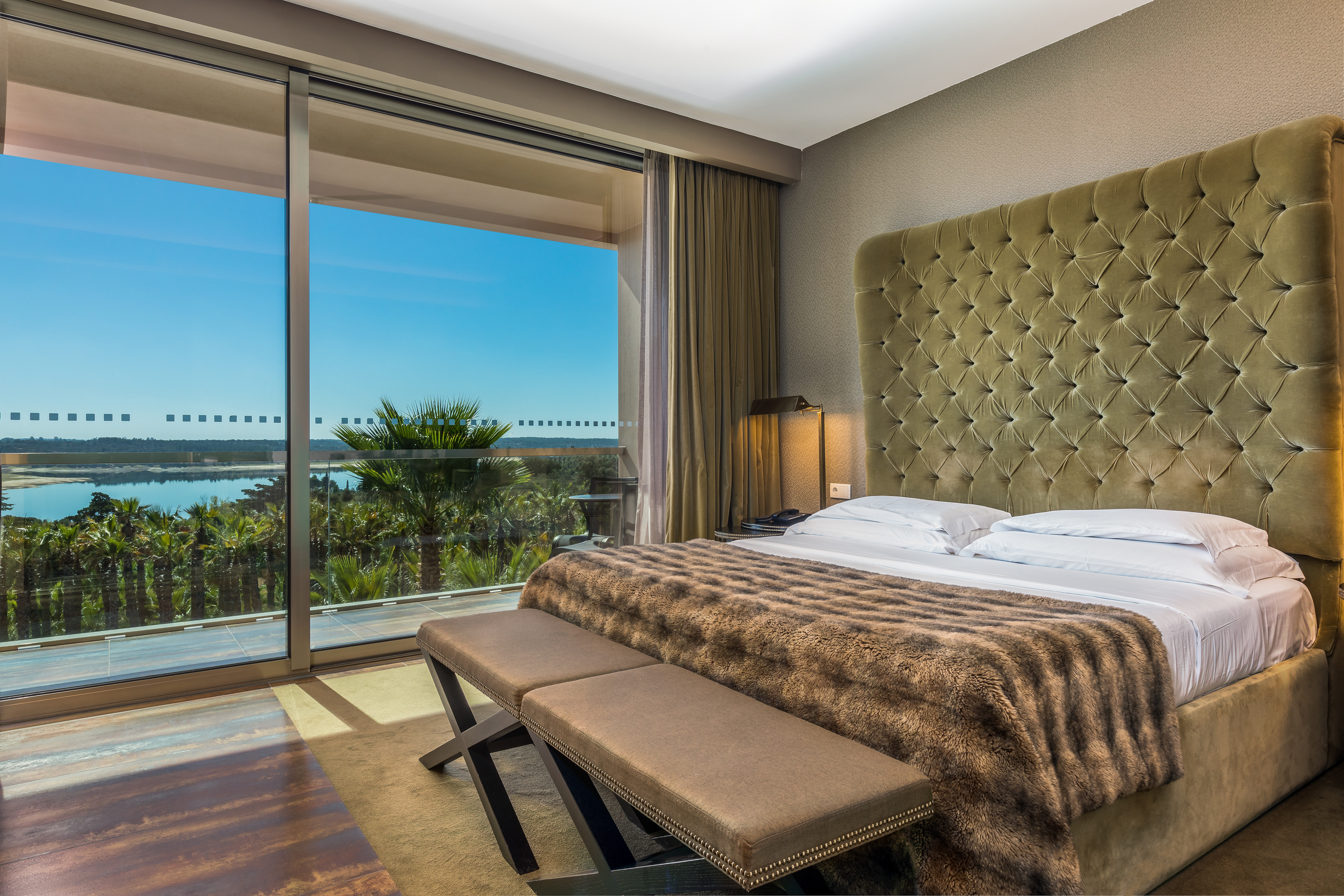 Double or Twin Lake View