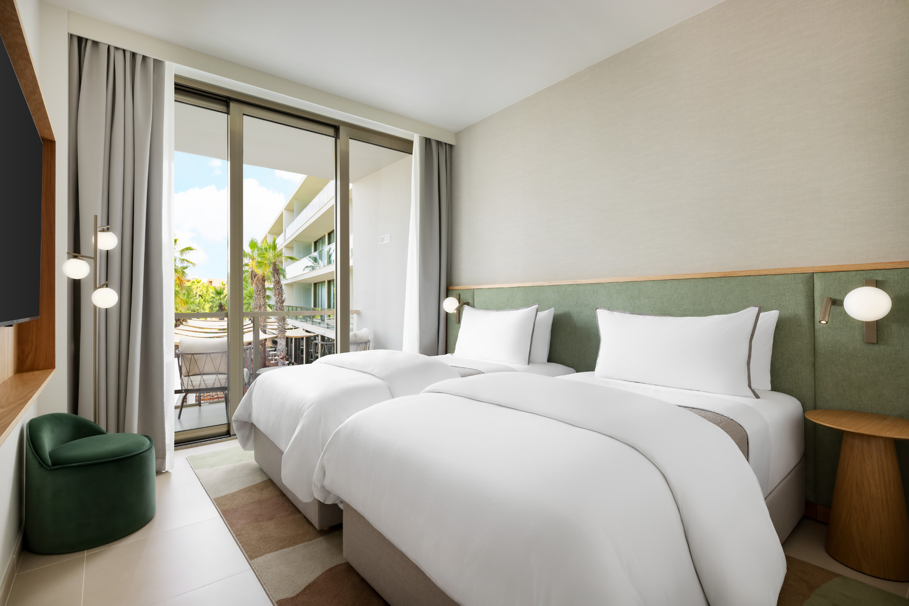 Double or Twin Standard