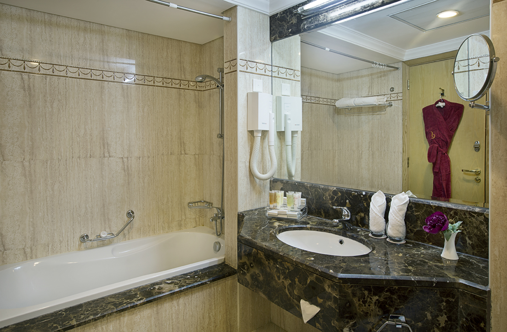 Double or Twin Deluxe