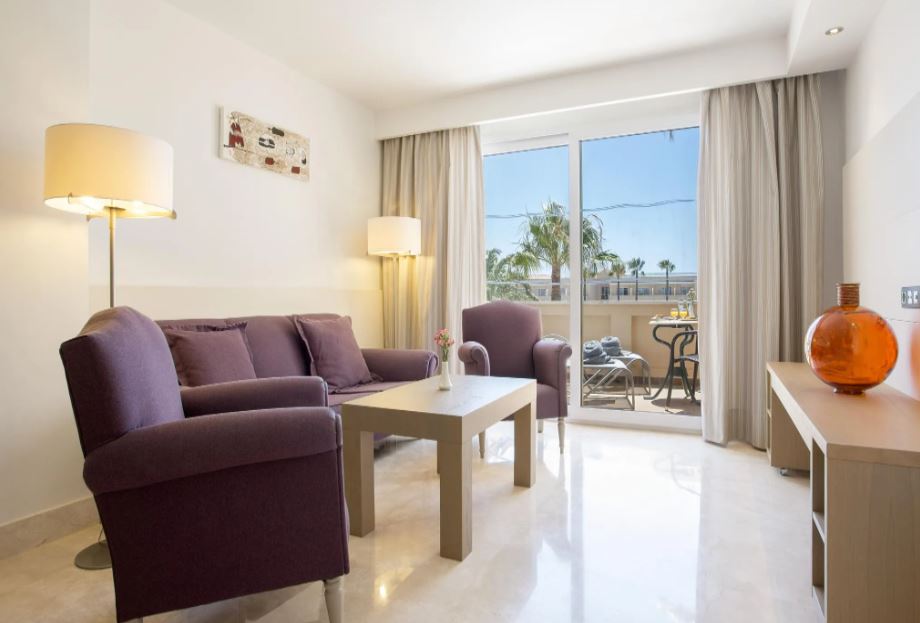 Double or Twin Superior