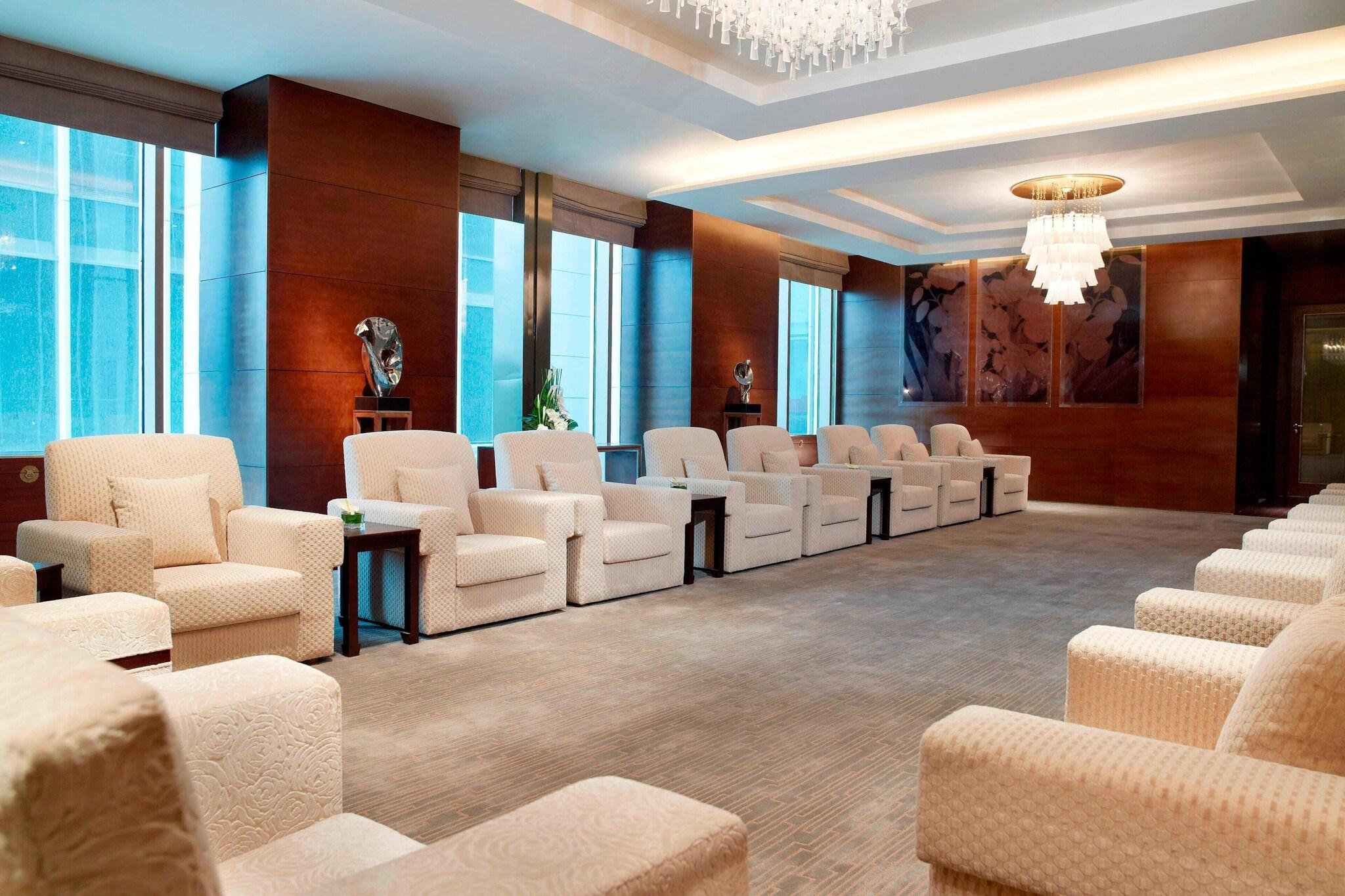 Quadruple Club City View