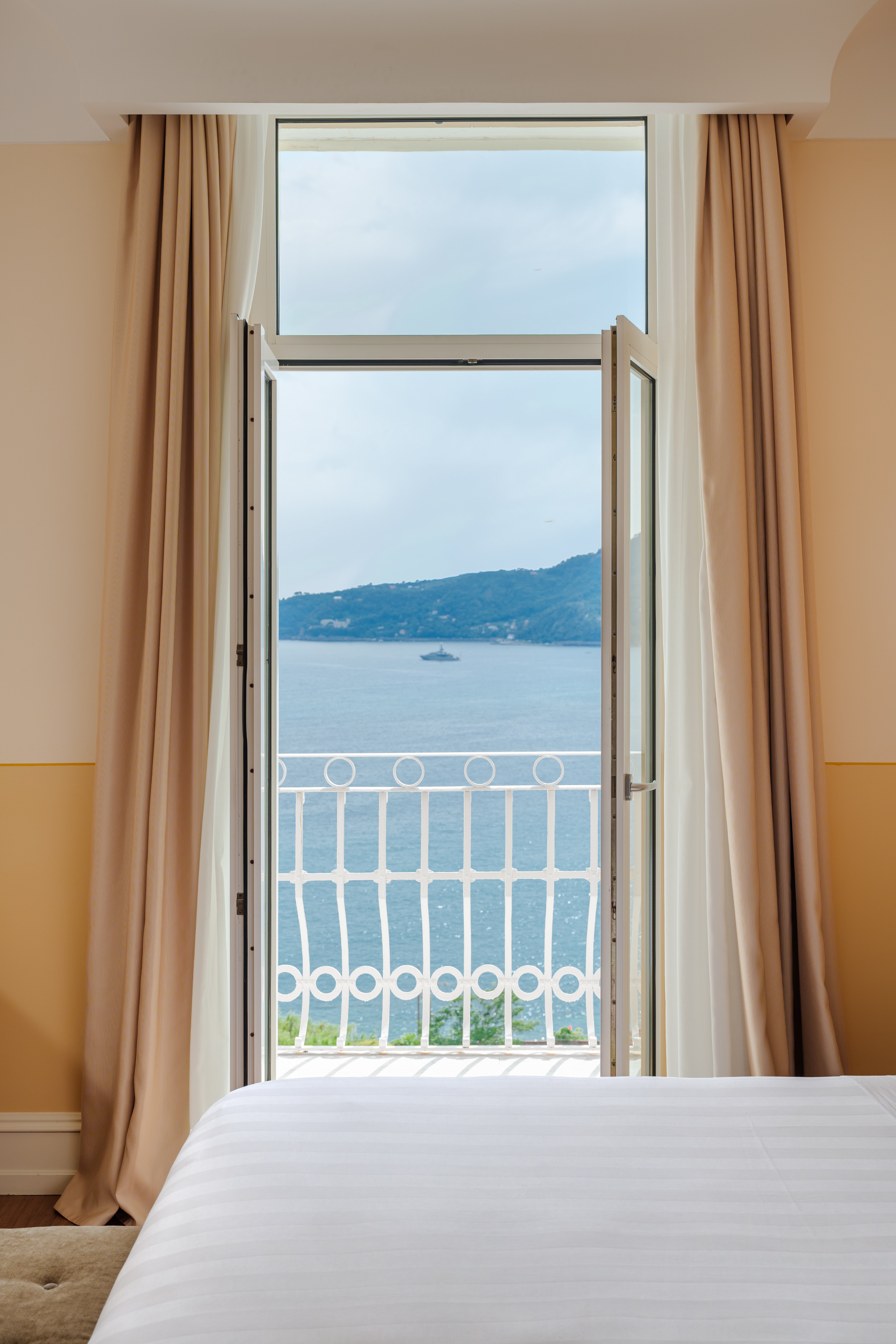 Twin Deluxe Sea View