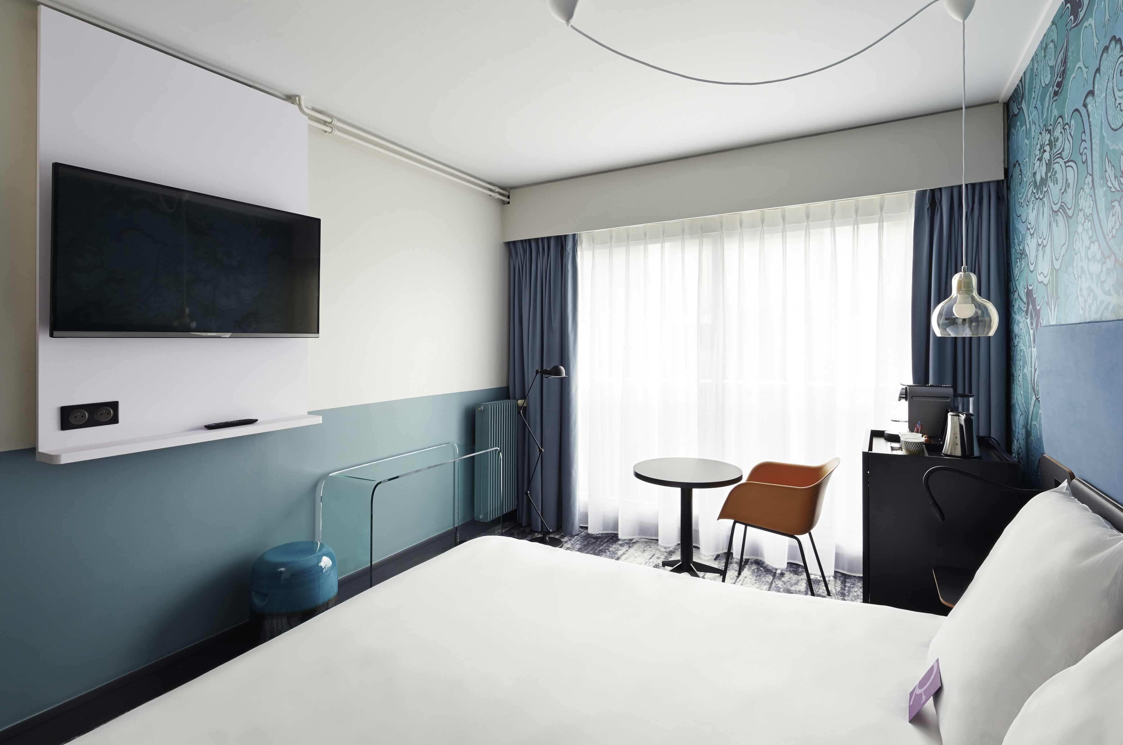 Double Classic Double Bed