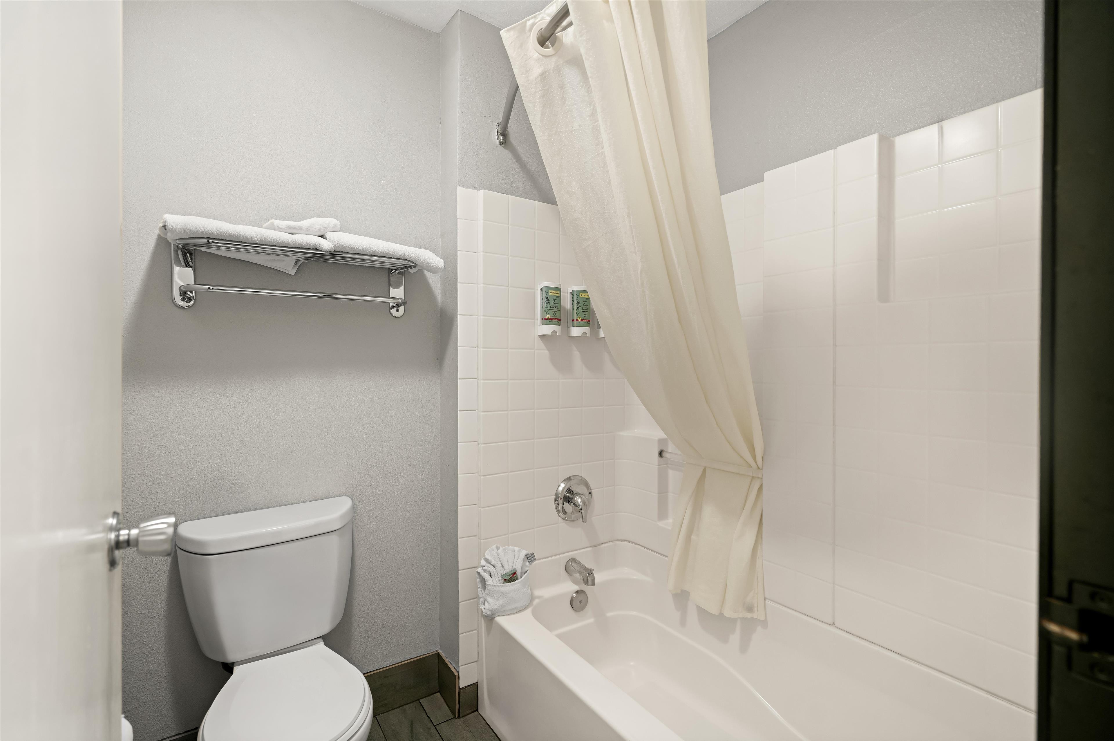 Room King Bed Non Smoking