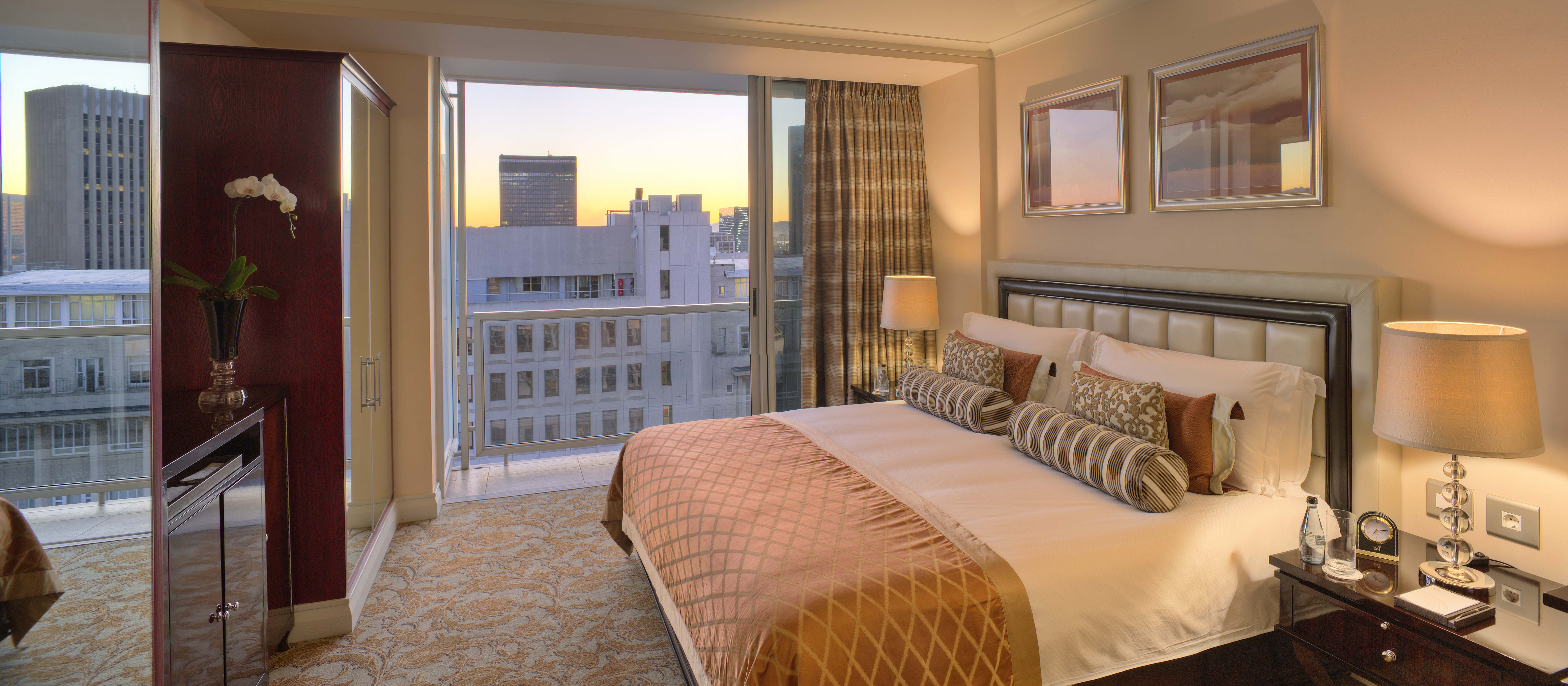 Double Luxury City View