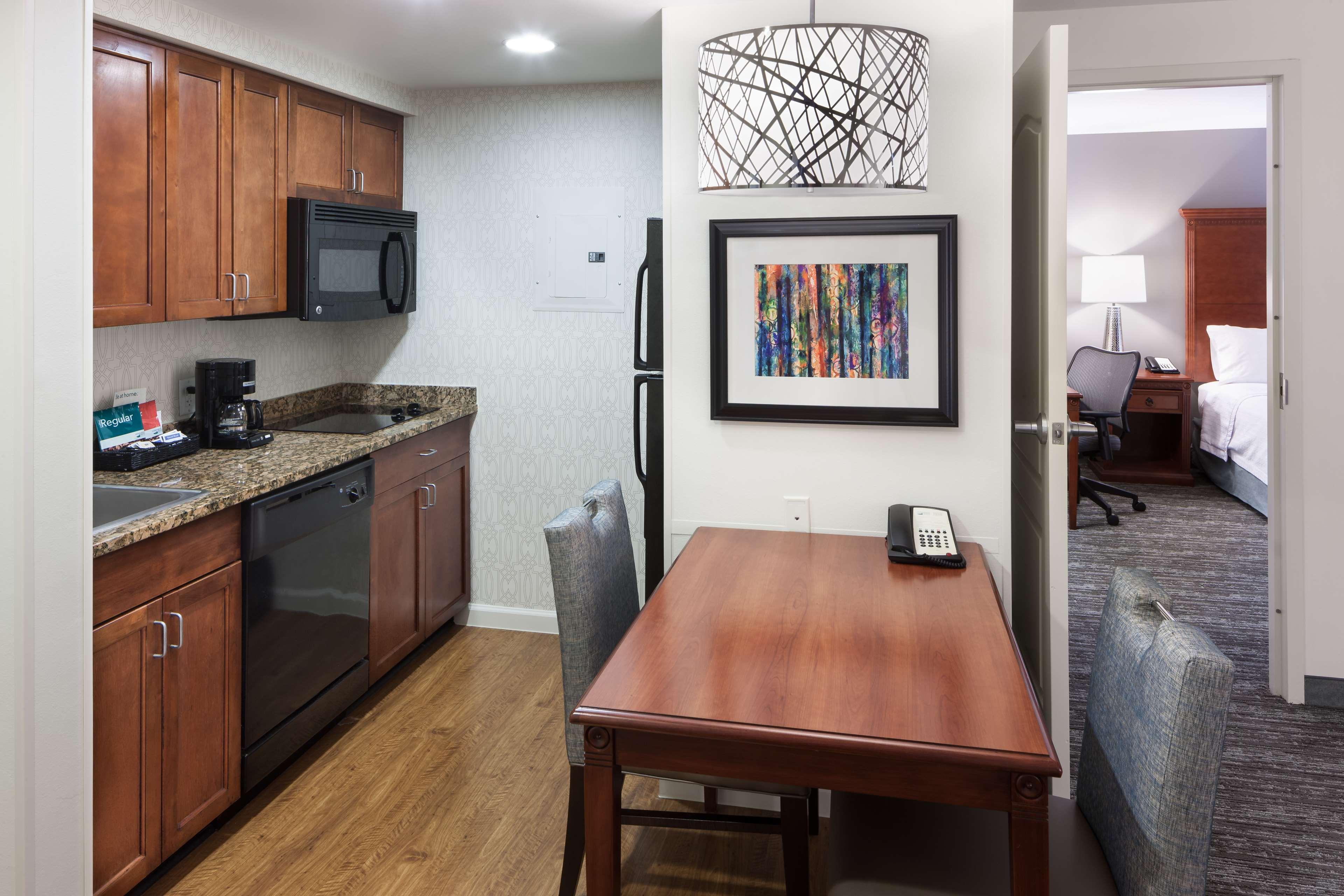 Suite Two Queen Beds One Bedroom