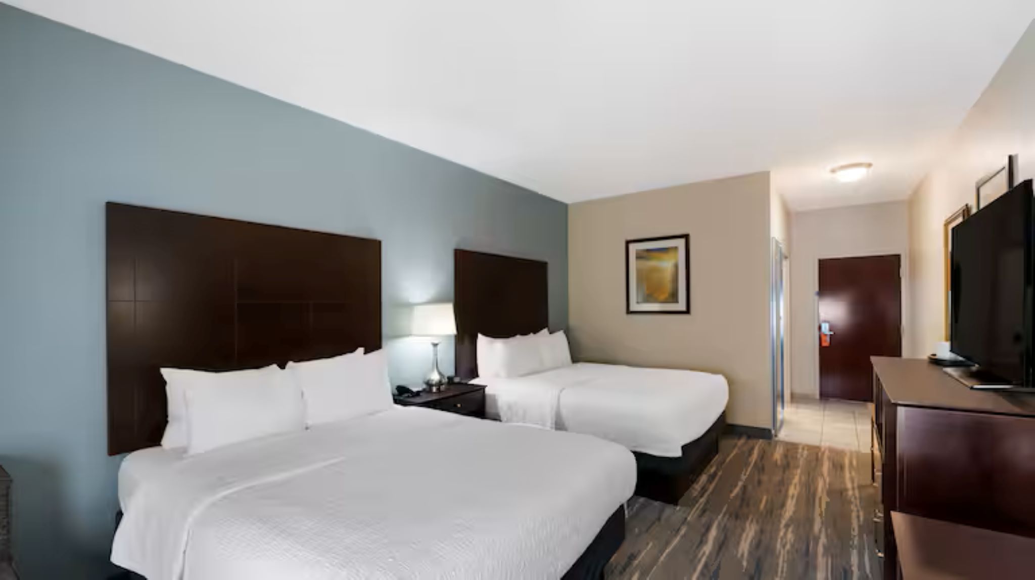 Double Two Queen Beds