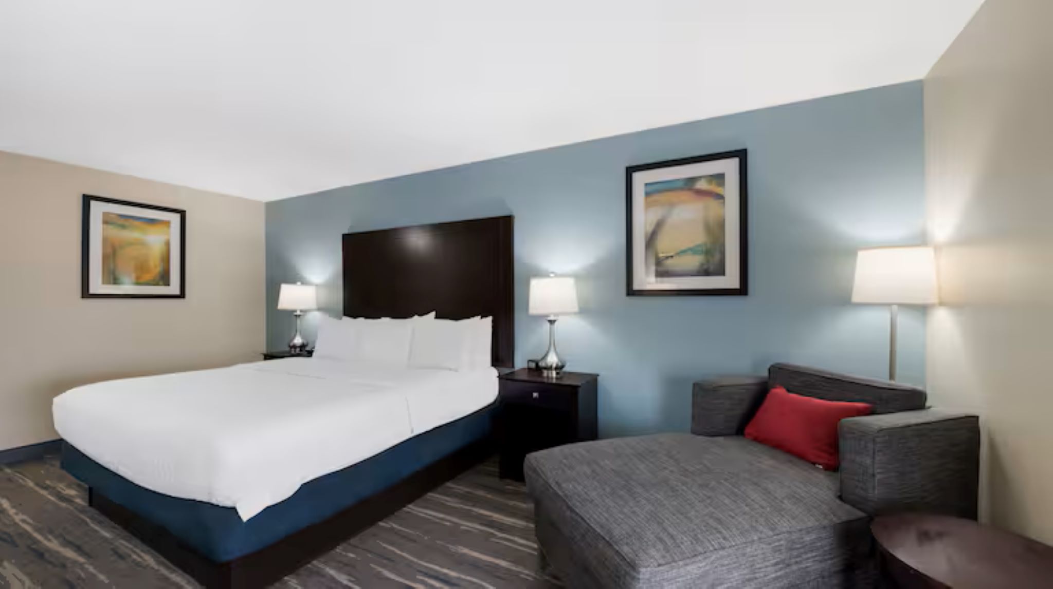 Studio King Size Bed