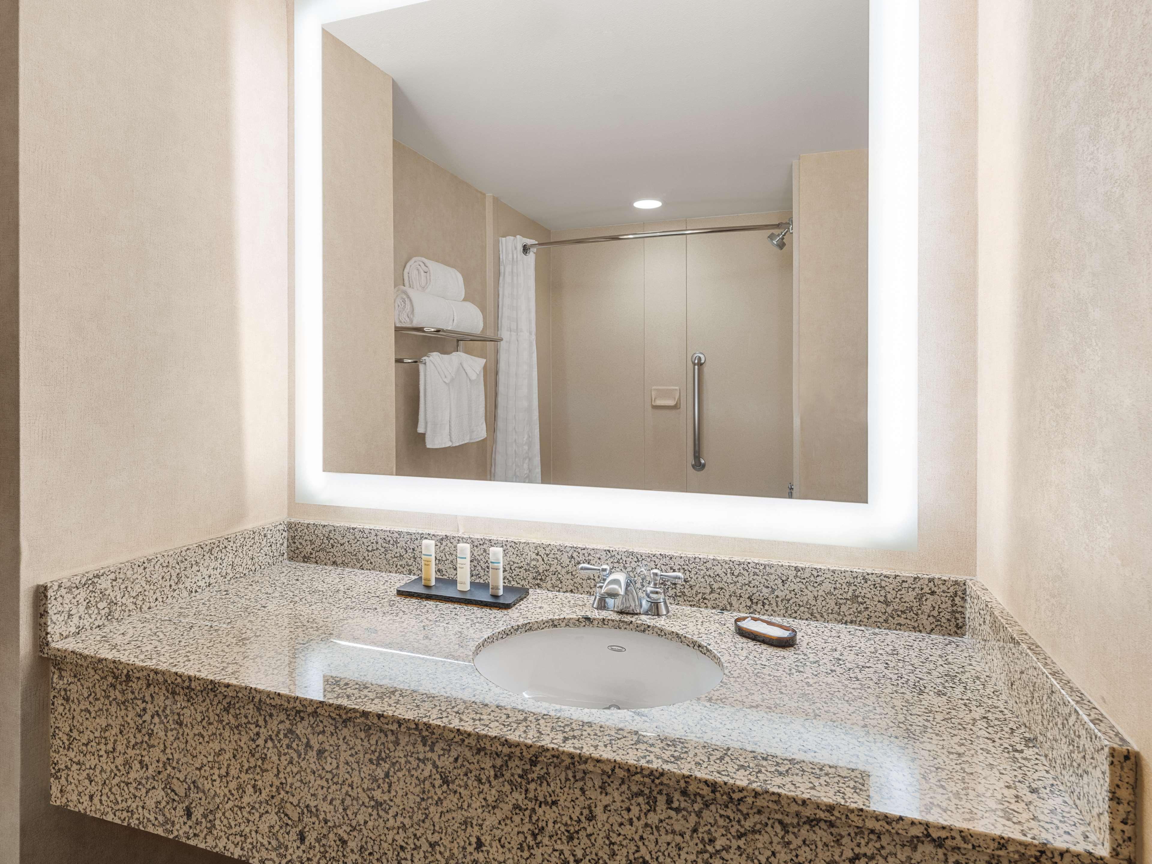 Suite Two Queen Beds