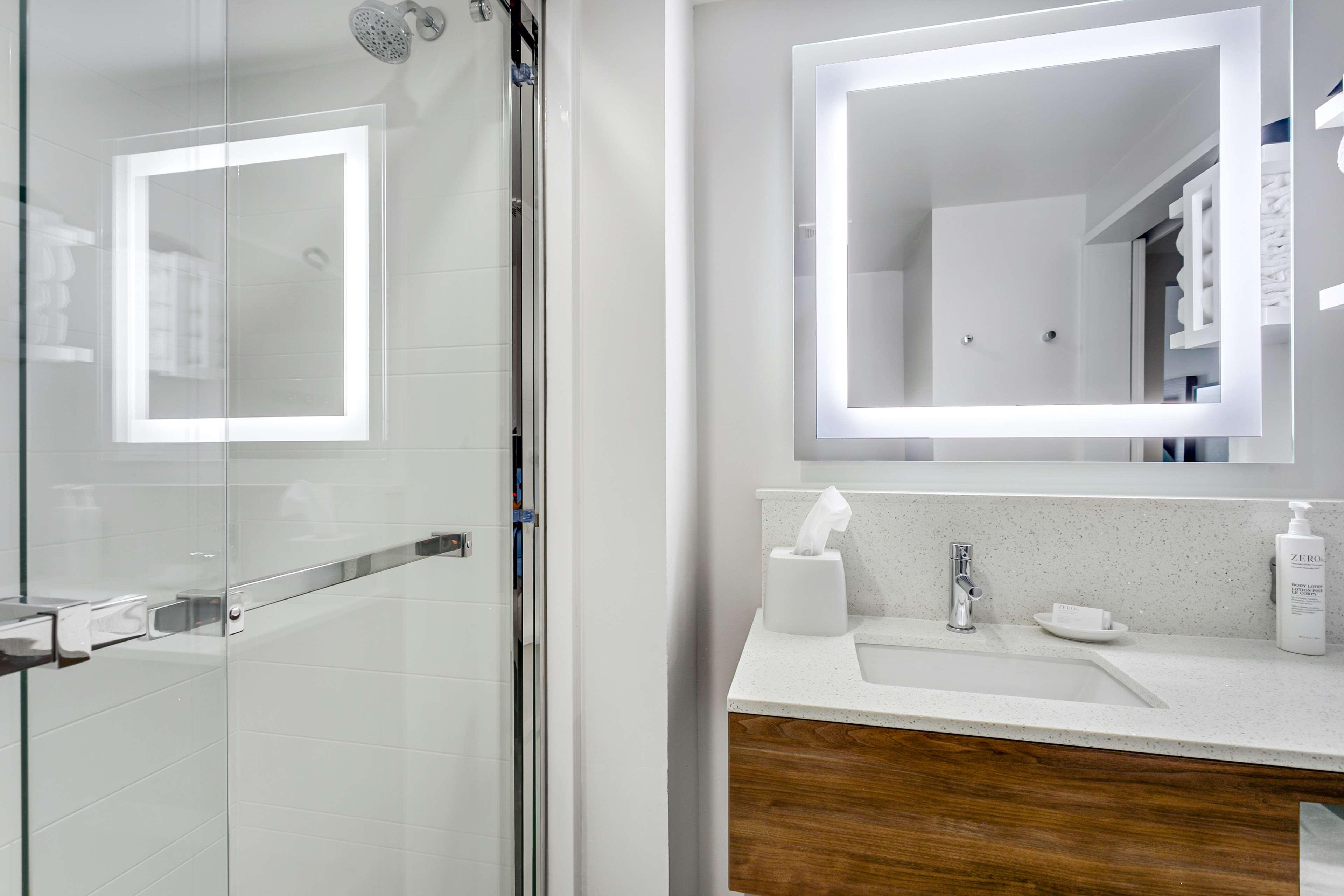 Studio King Bed Non Smoking