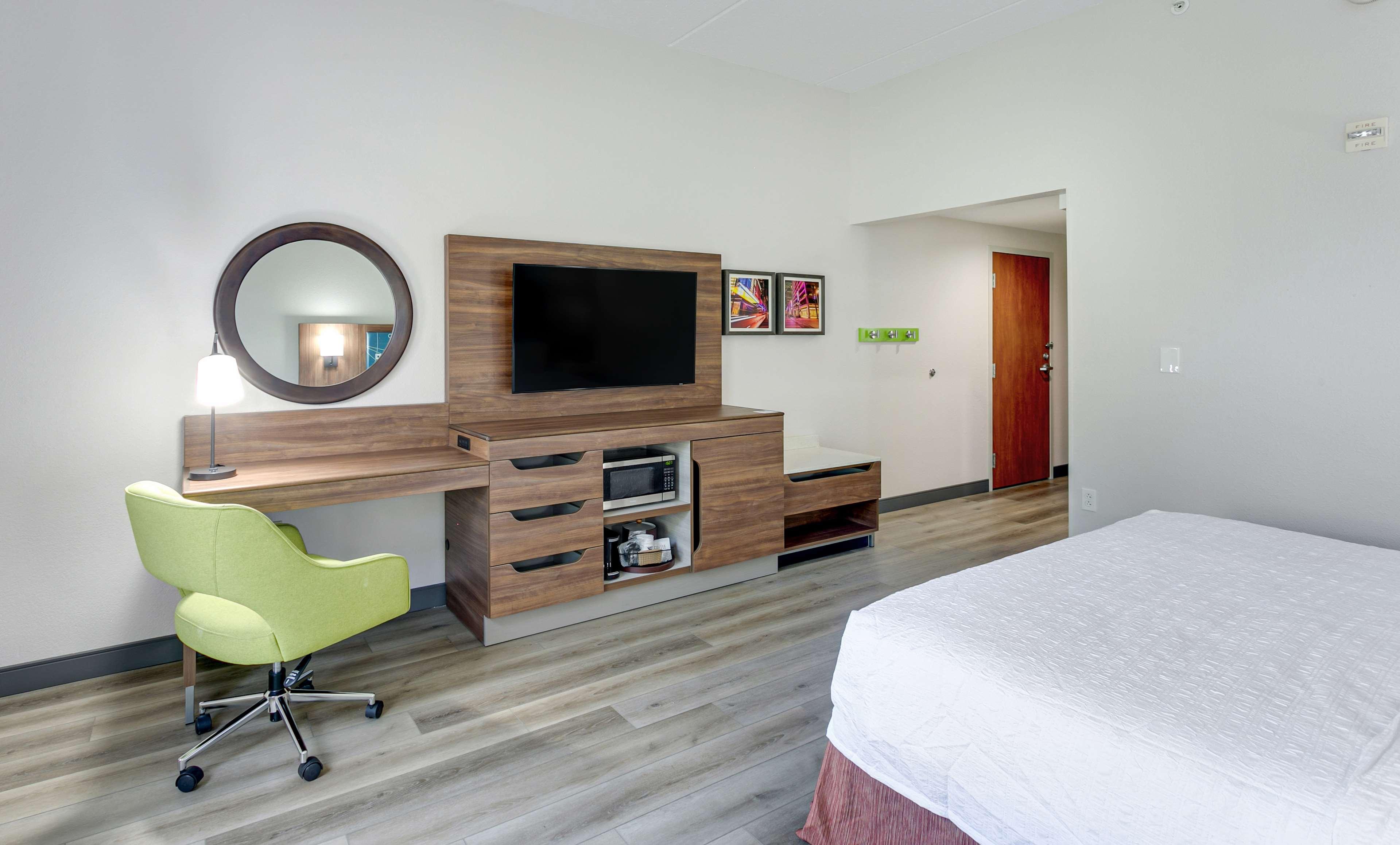 Double King Bed Non Smoking