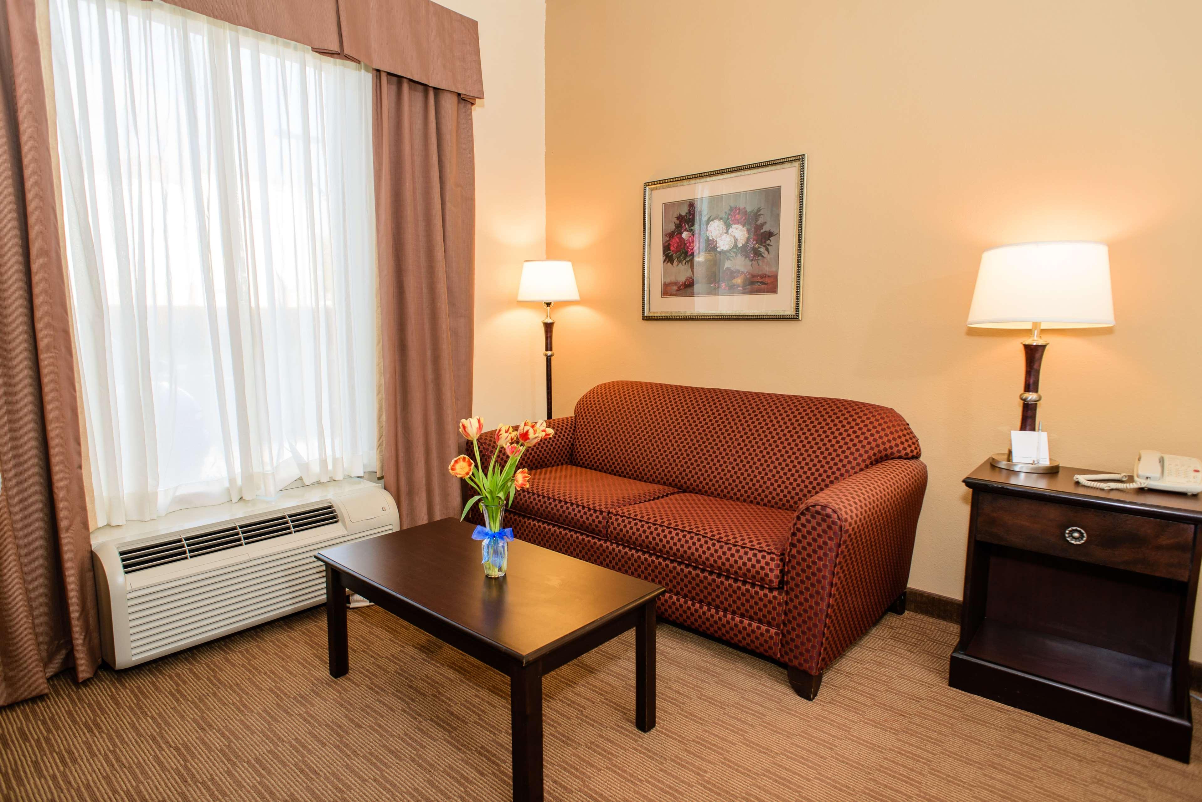 Studio King Bed Non Smoking