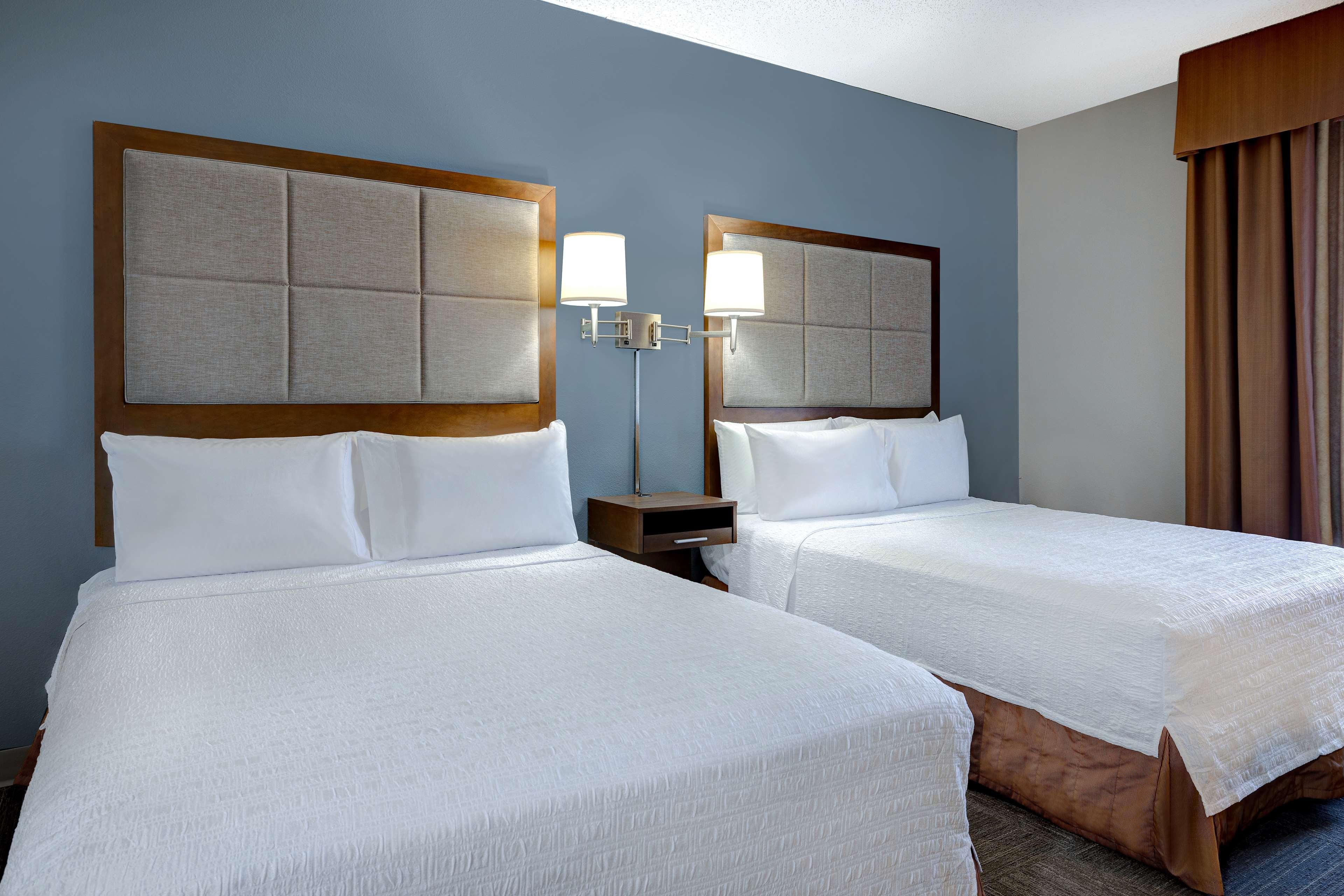 Double Two Queen Beds Non Smoking