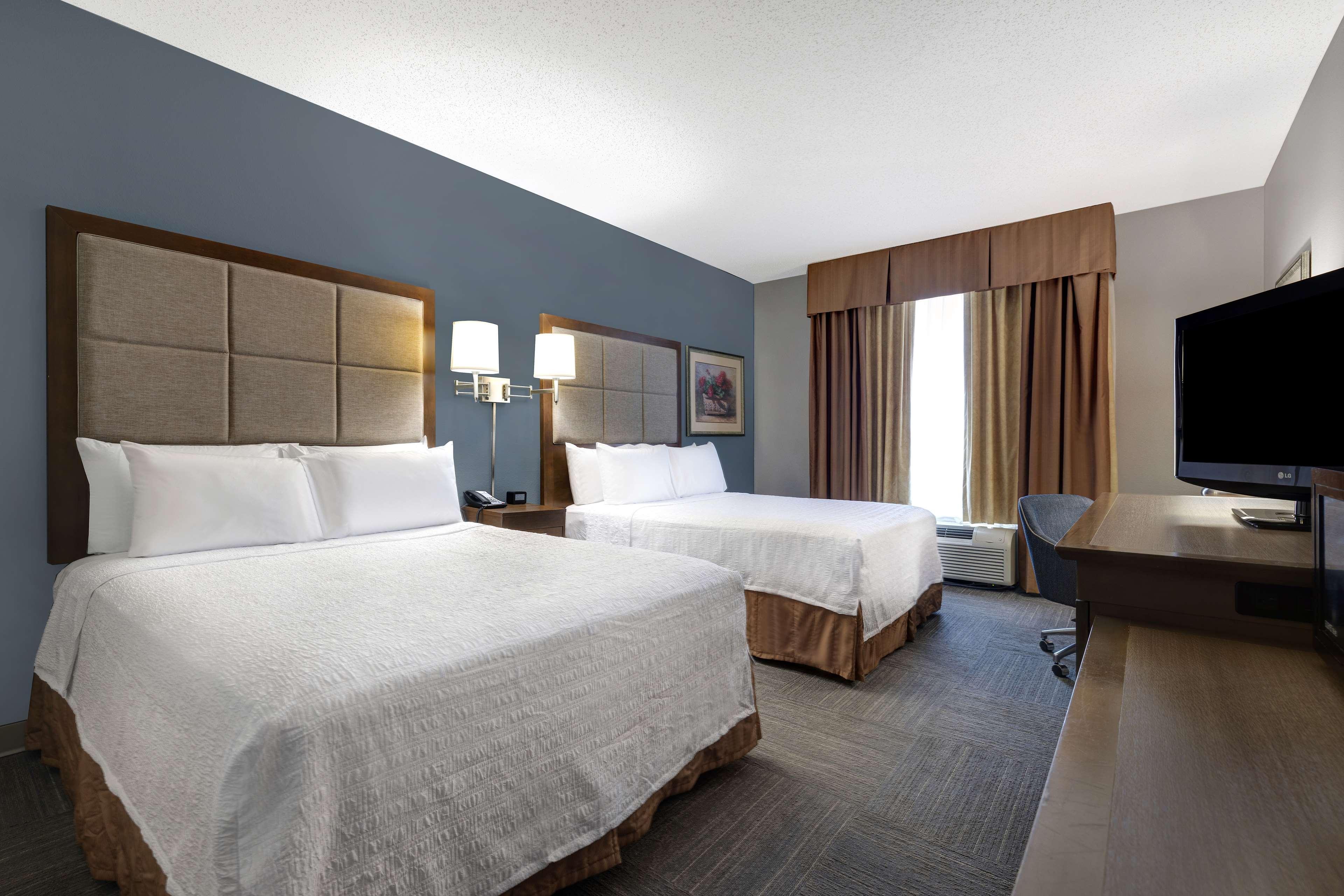 Double Two Queen Beds Non Smoking