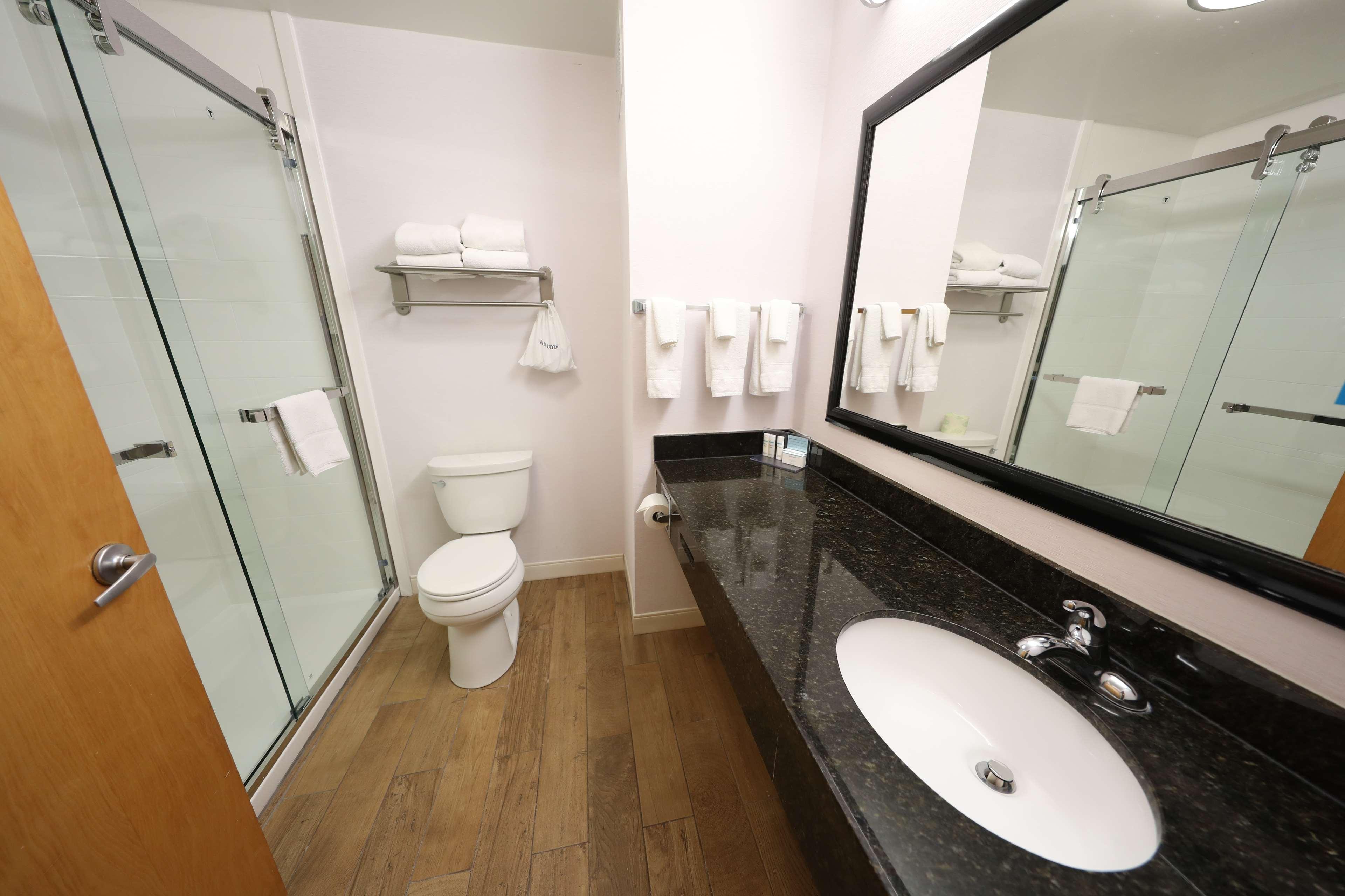 Double Two Queen Beds