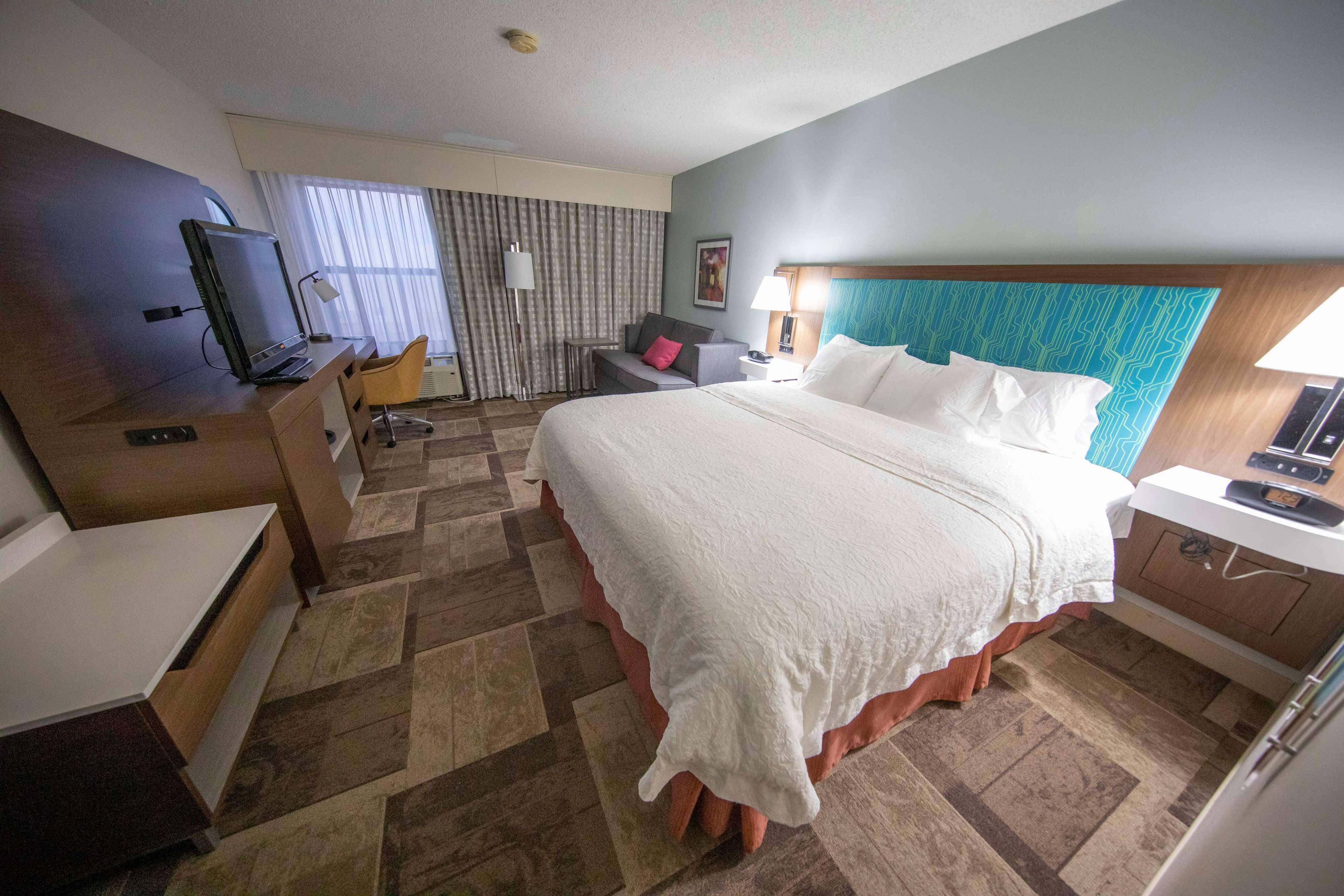 Room King Bed Non Smoking