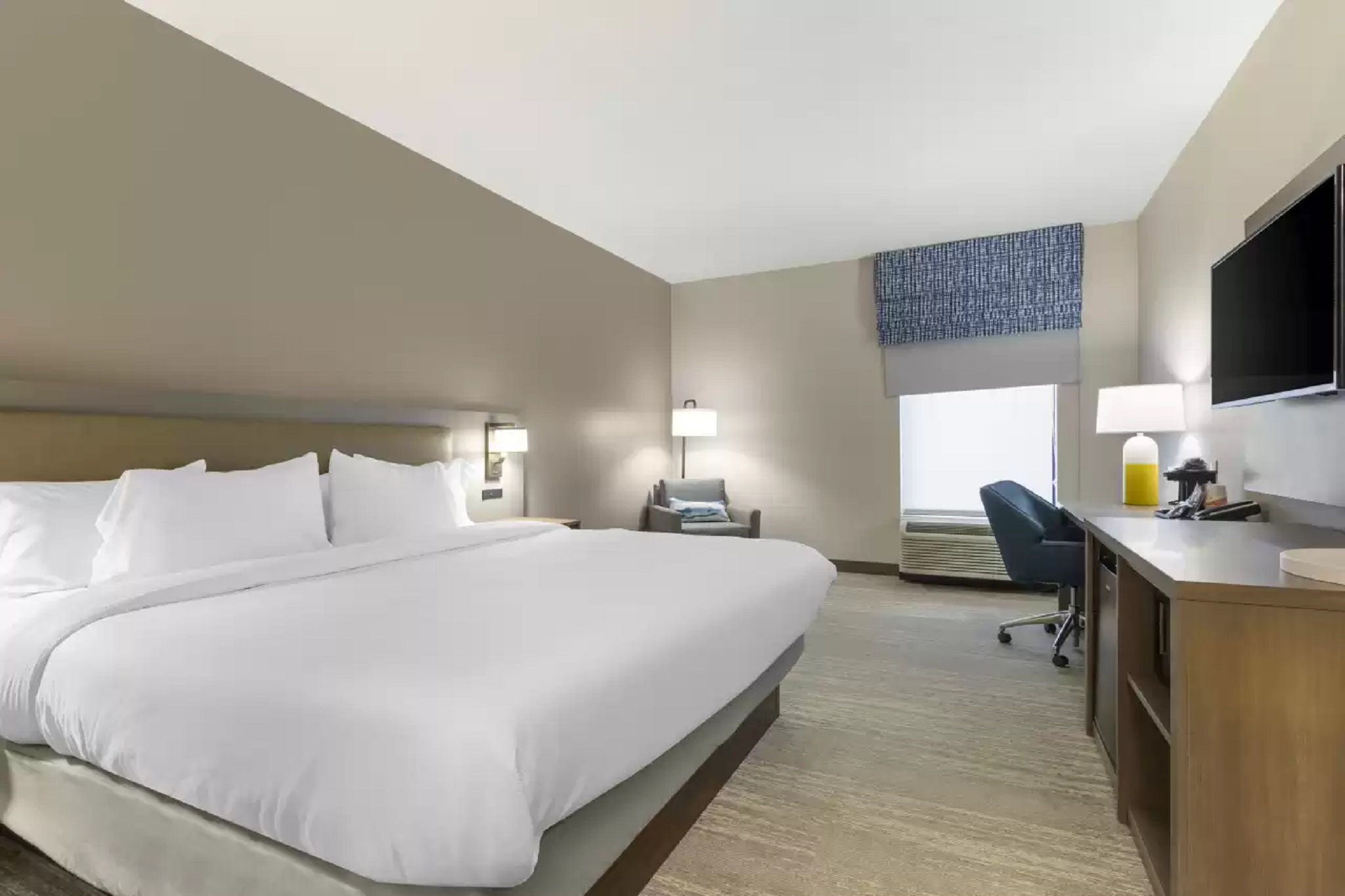 Double Accessible King Size Bed