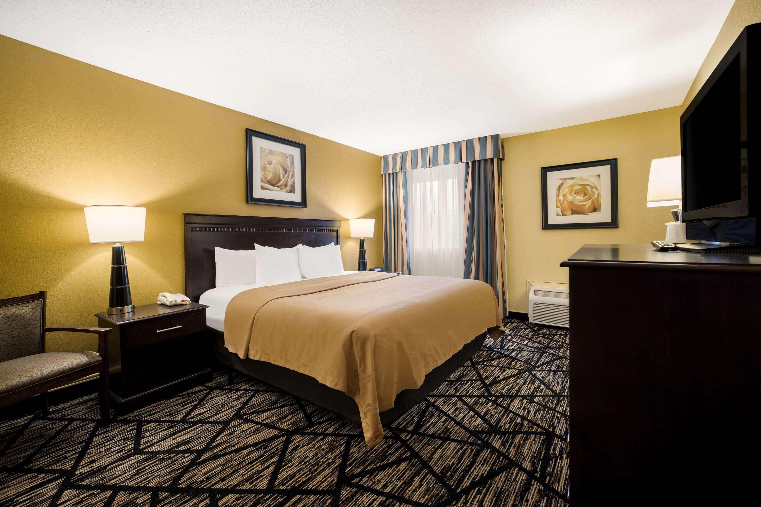 Suite King Bed Non Smoking