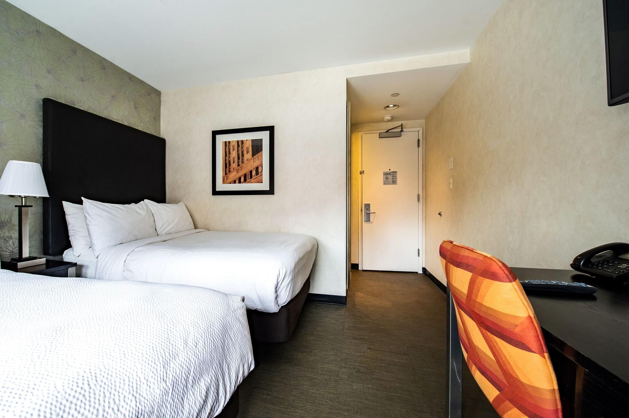 Quadruple Two Double Beds