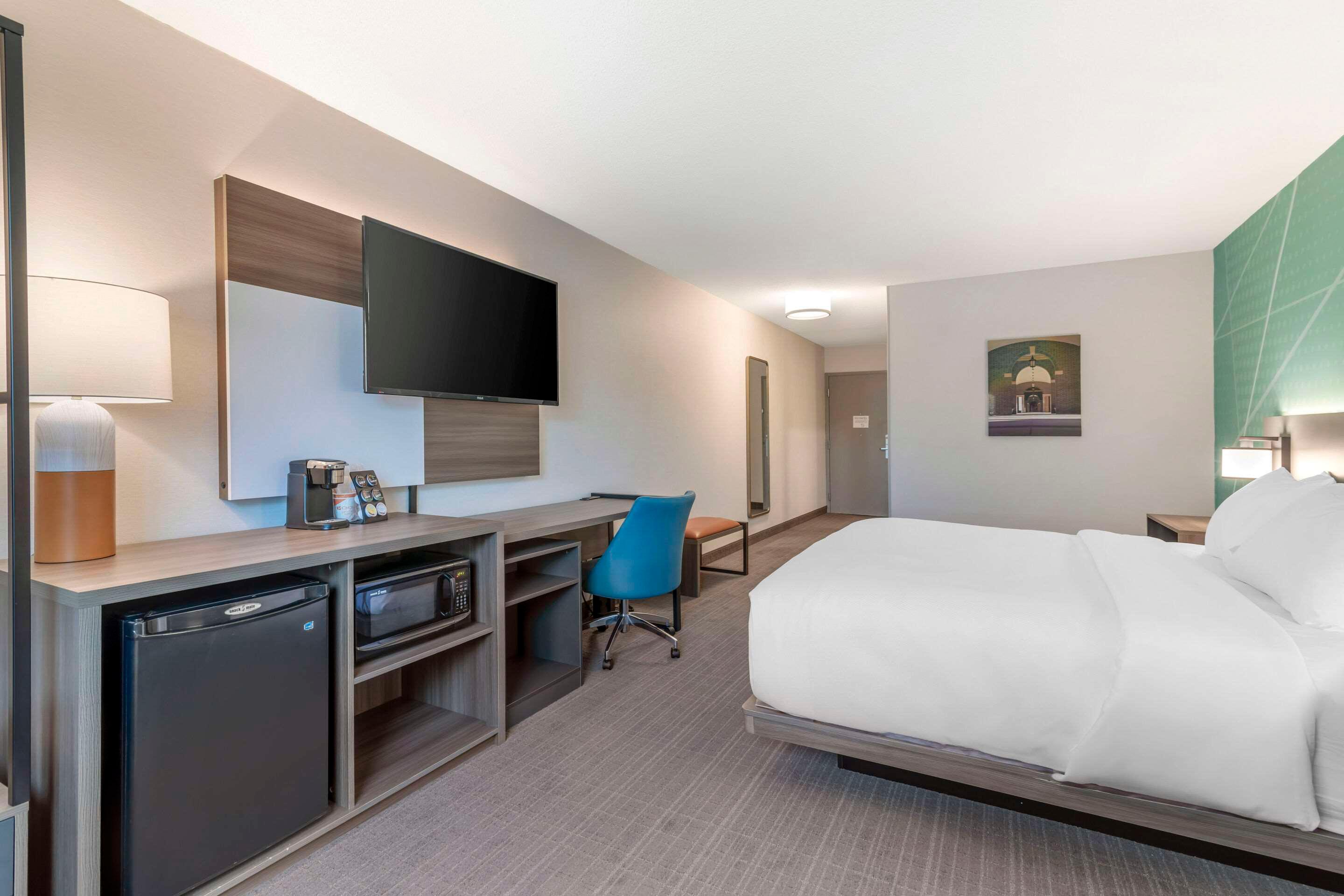 Double King Bed Non Smoking