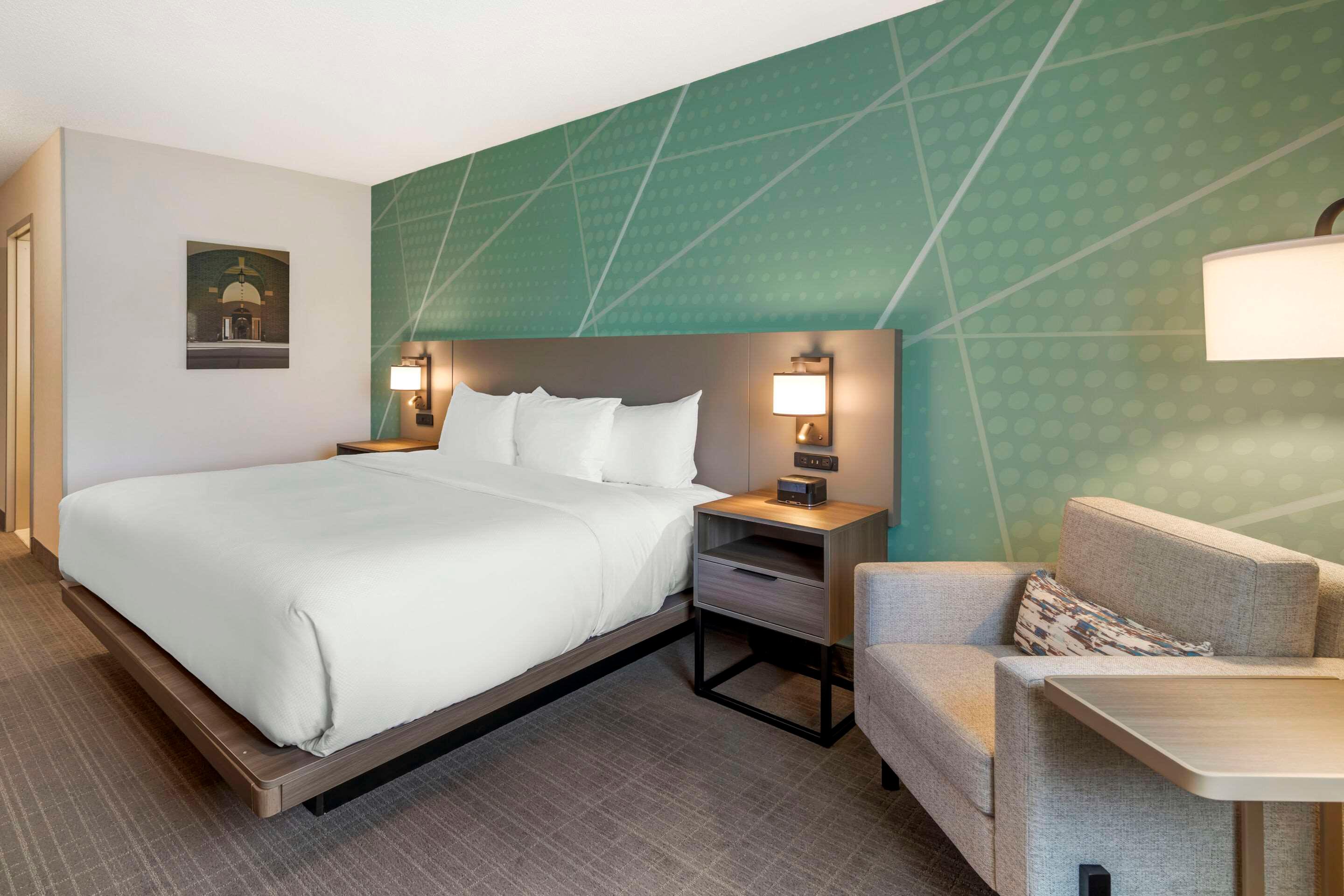 Double King Bed Non Smoking