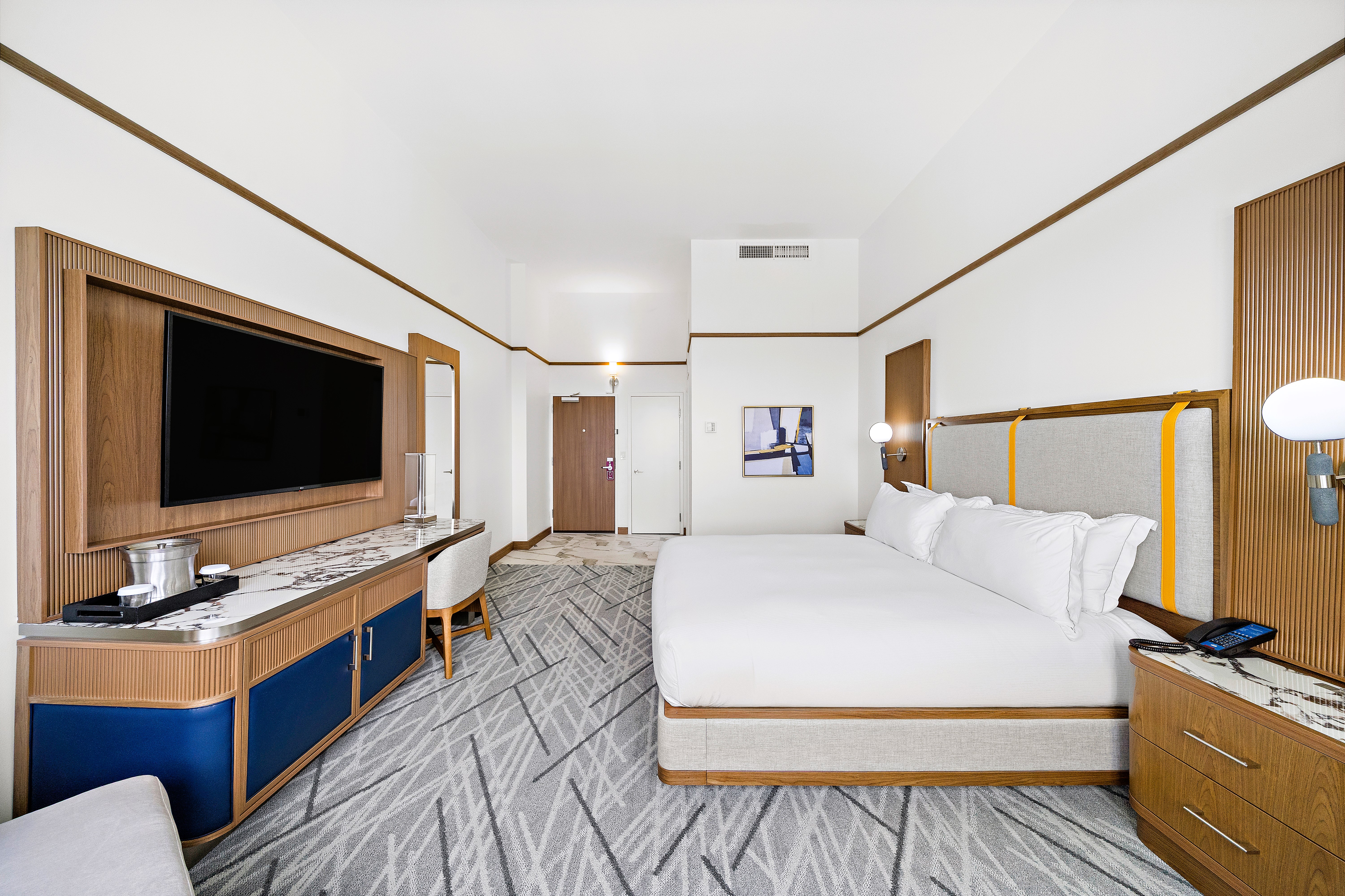 Double Accessible King Size Bed