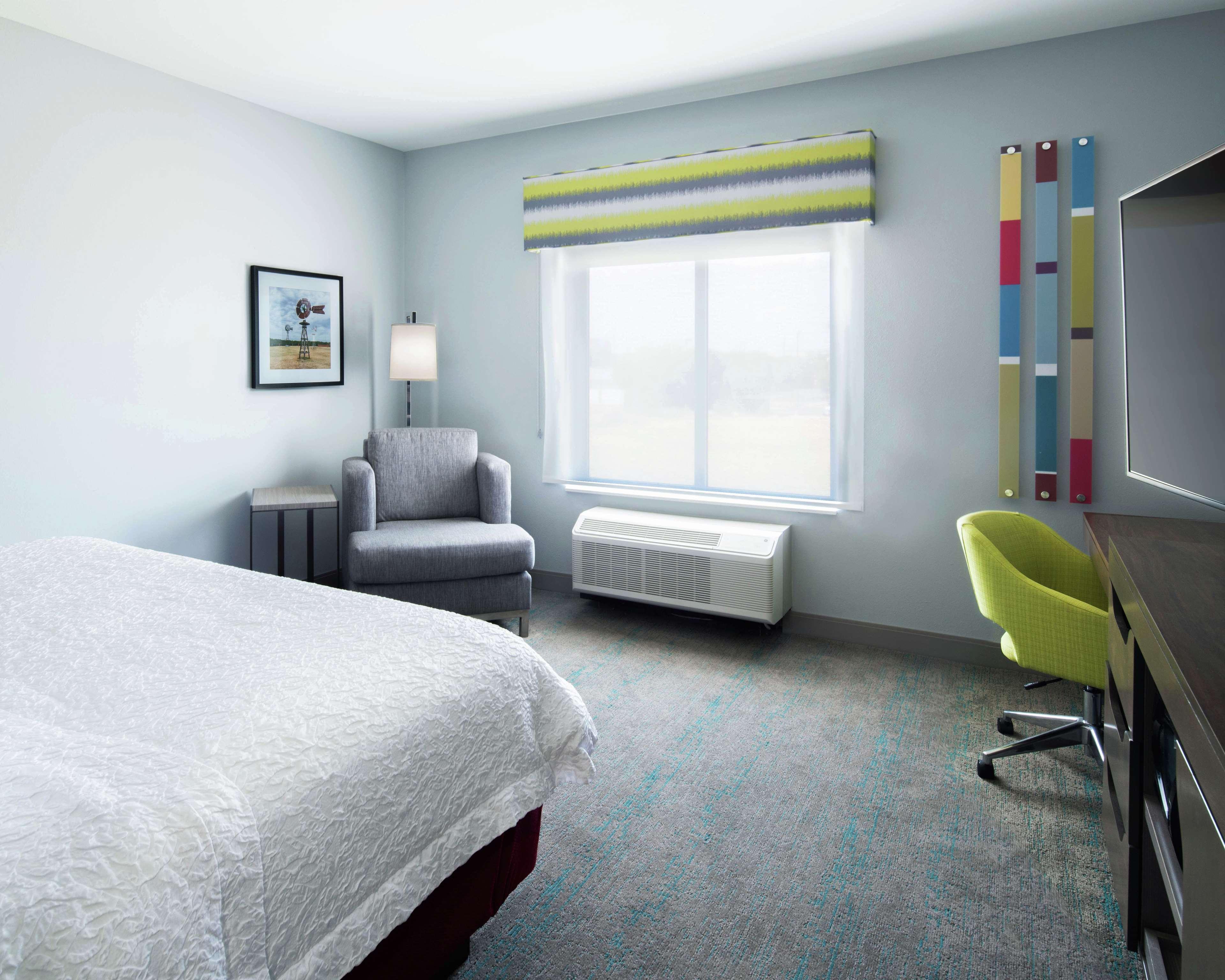 Studio King Size Bed