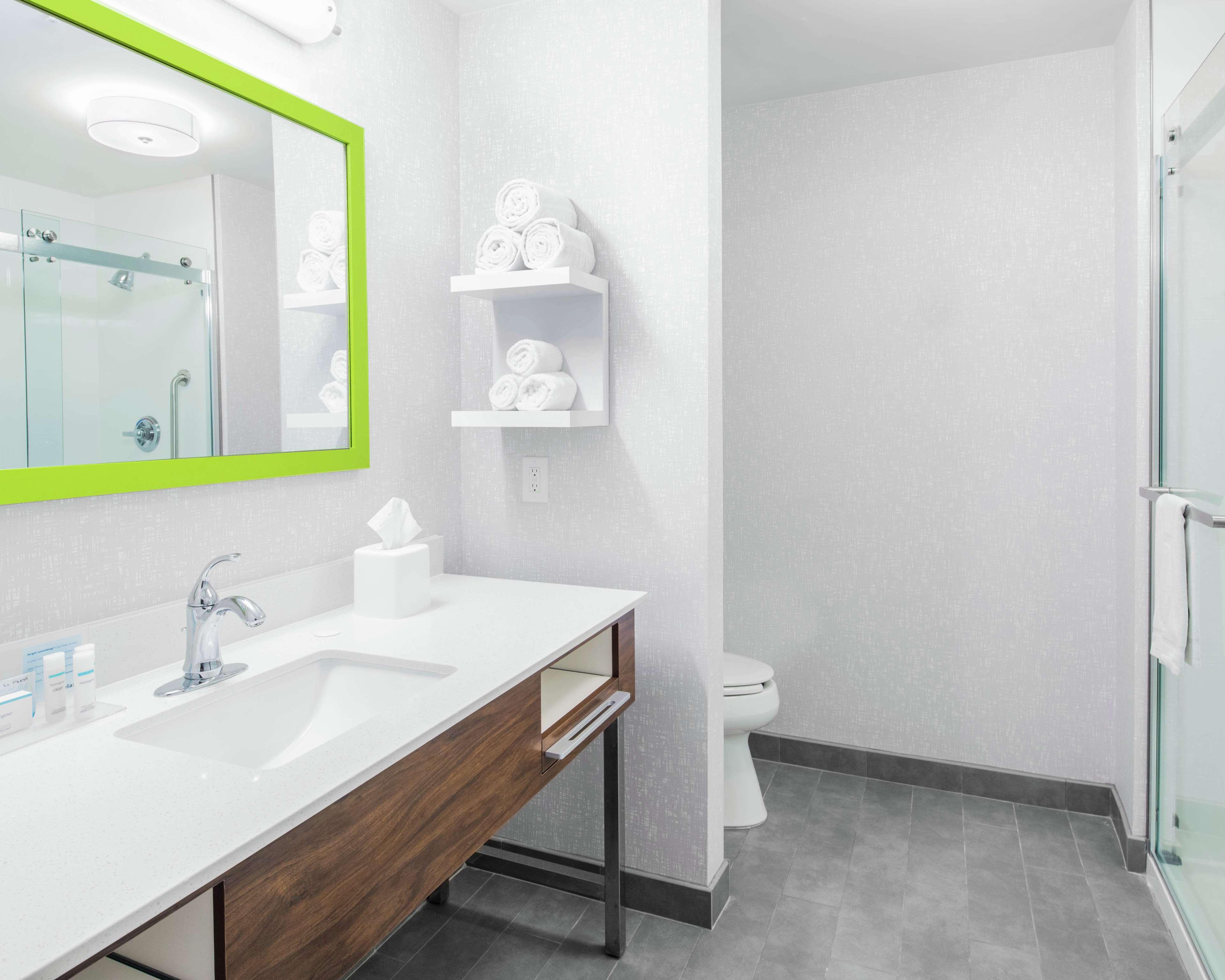 Studio King Size Bed