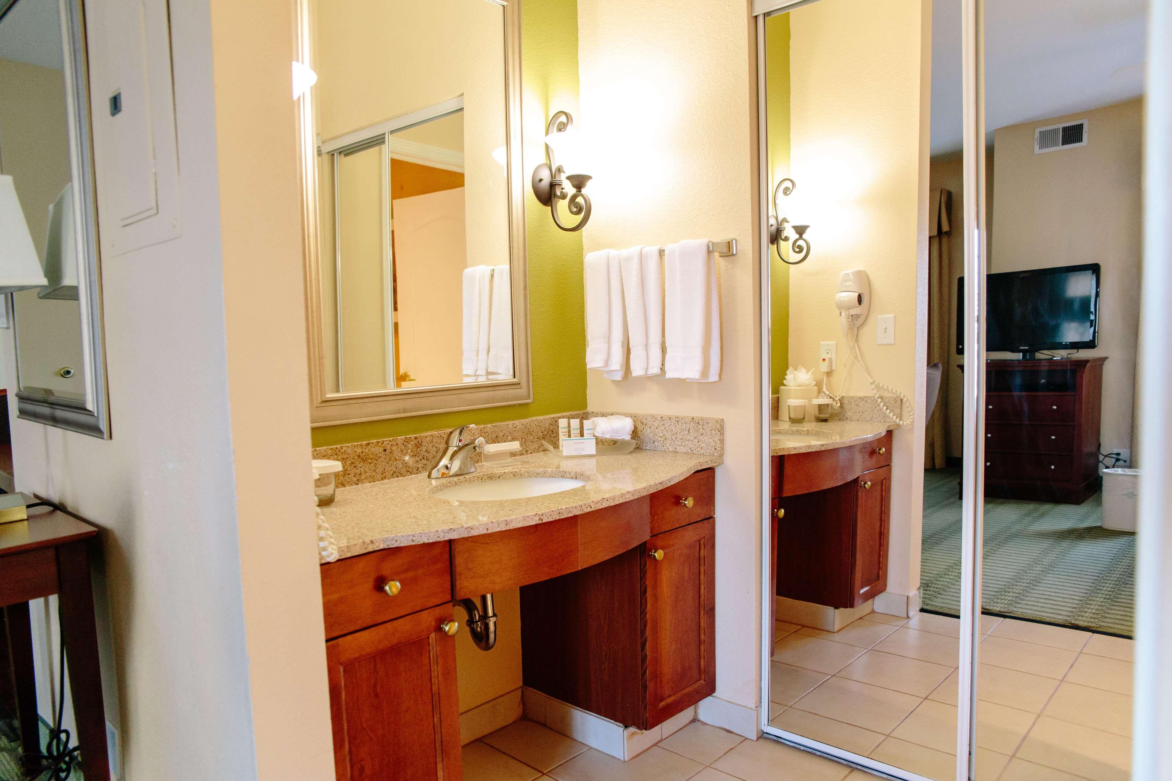 Suite Two Bedrooms Two Bathrooms