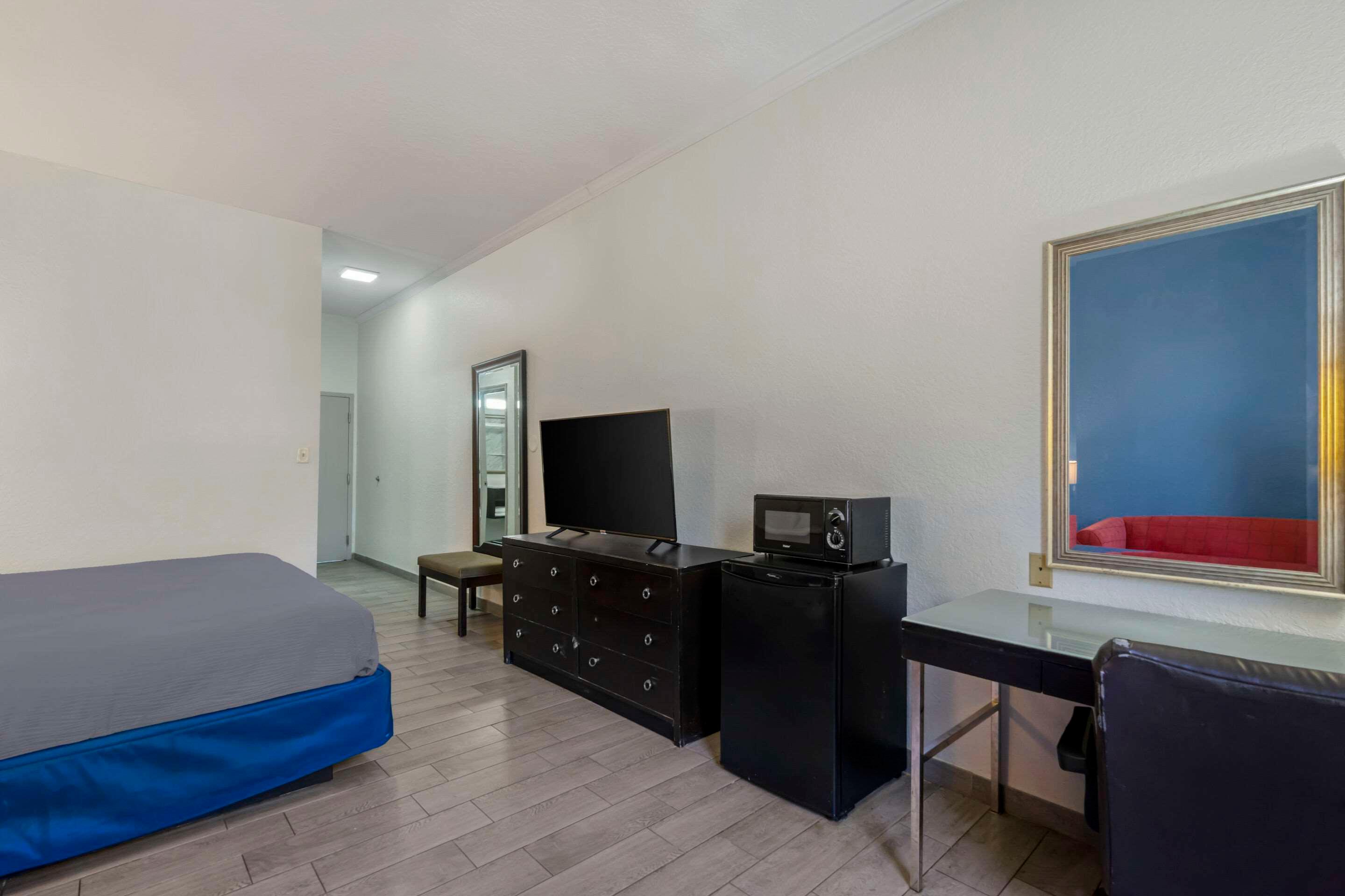 Quadruple Two Queen Beds