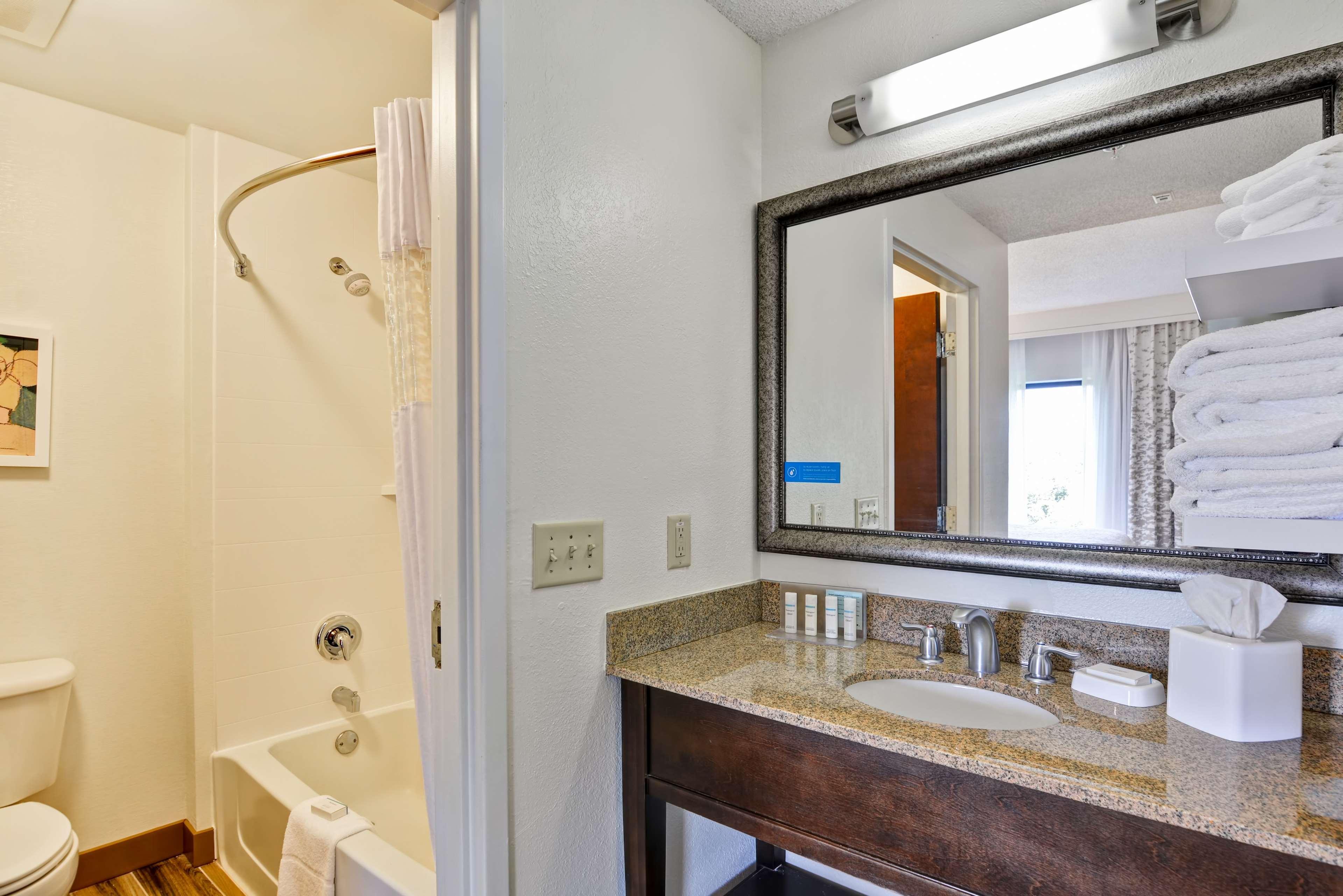 Suite Two Queen Beds Non Smoking