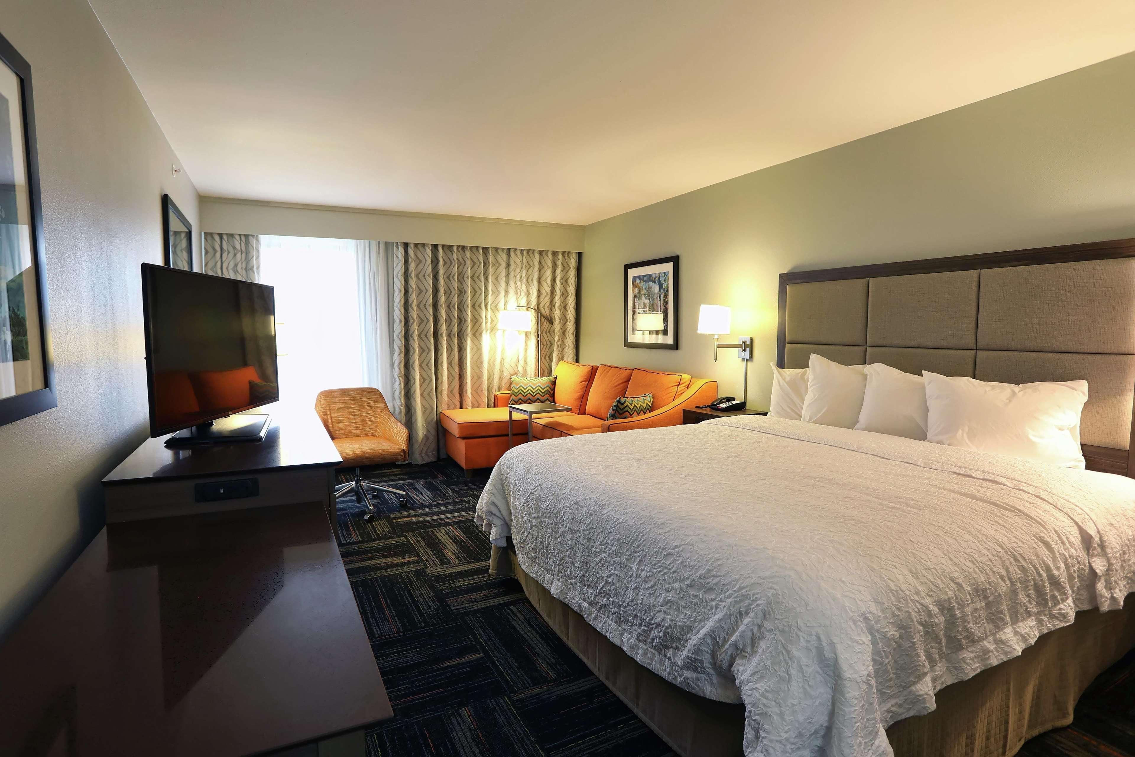 Double Deluxe King Bed