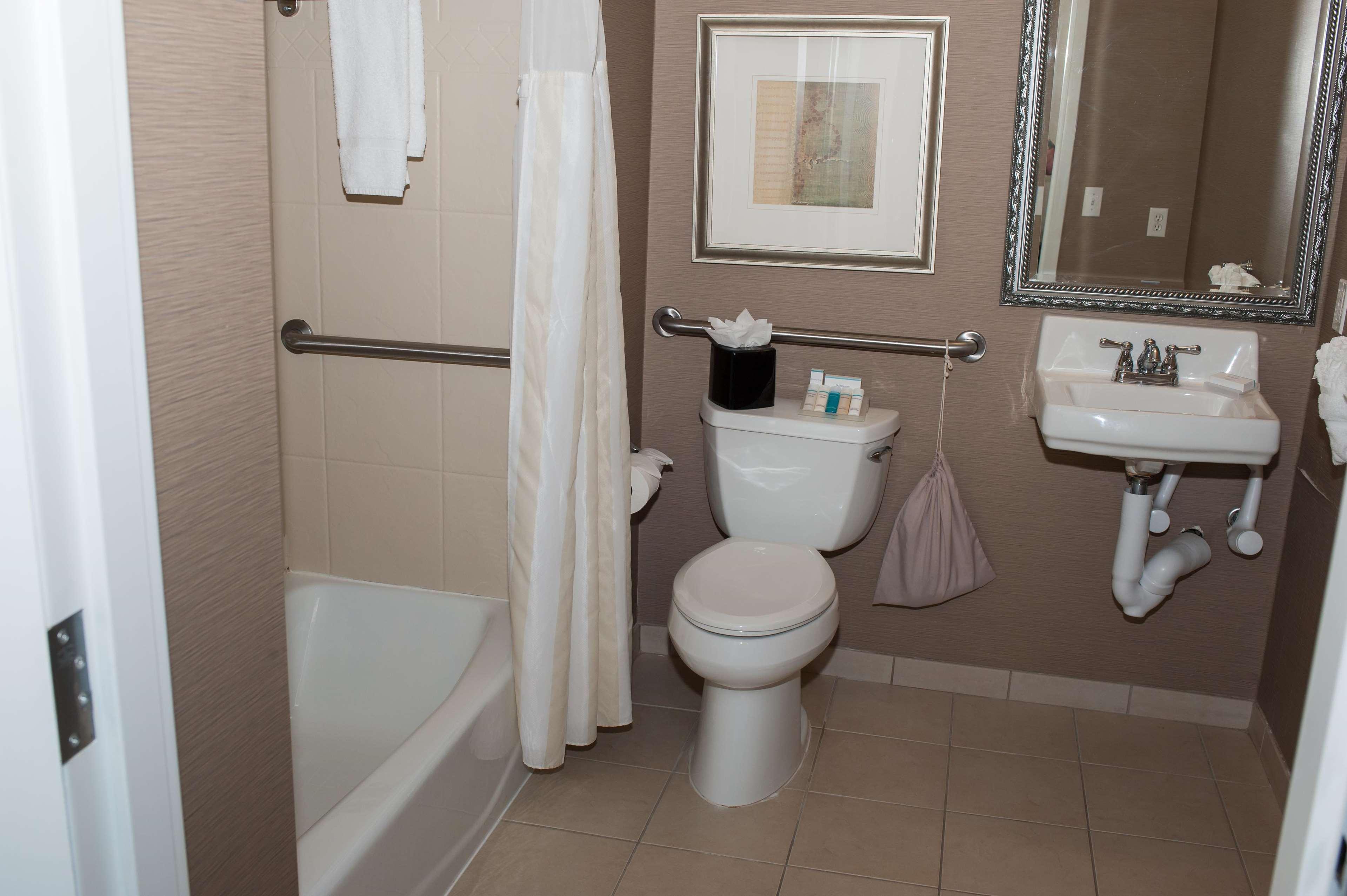 Junior Suite King Size Bed